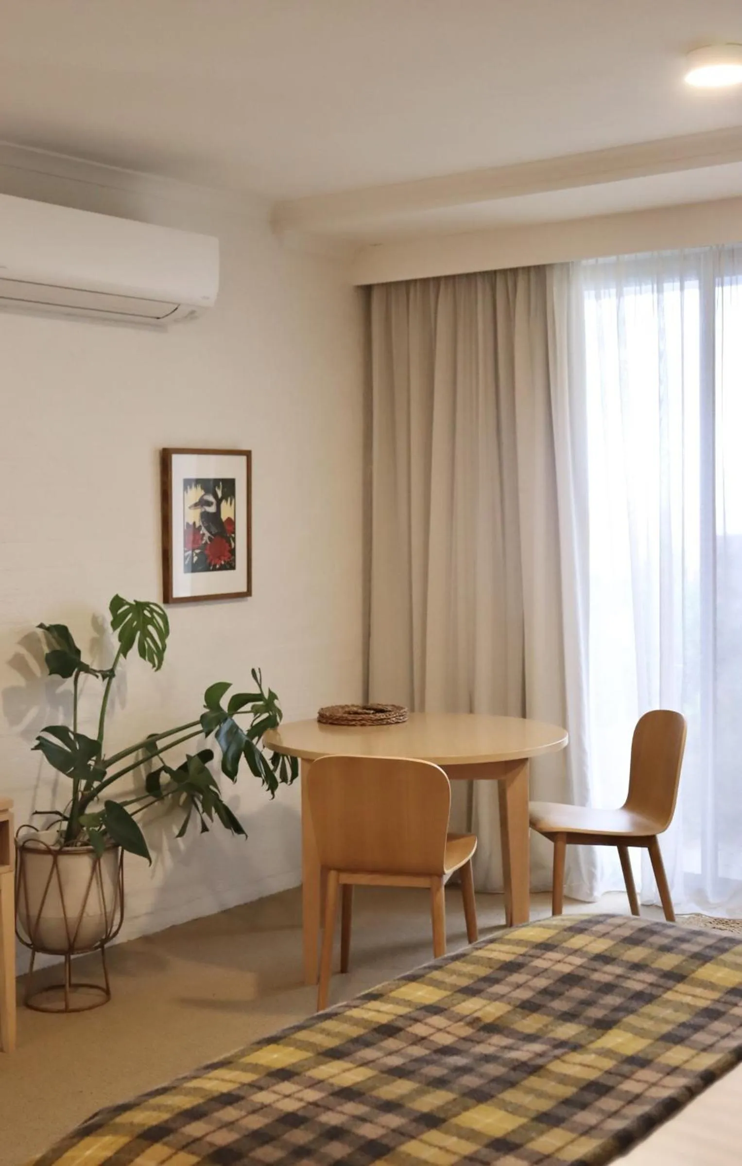 Dining area in Lorne Surf Apartments