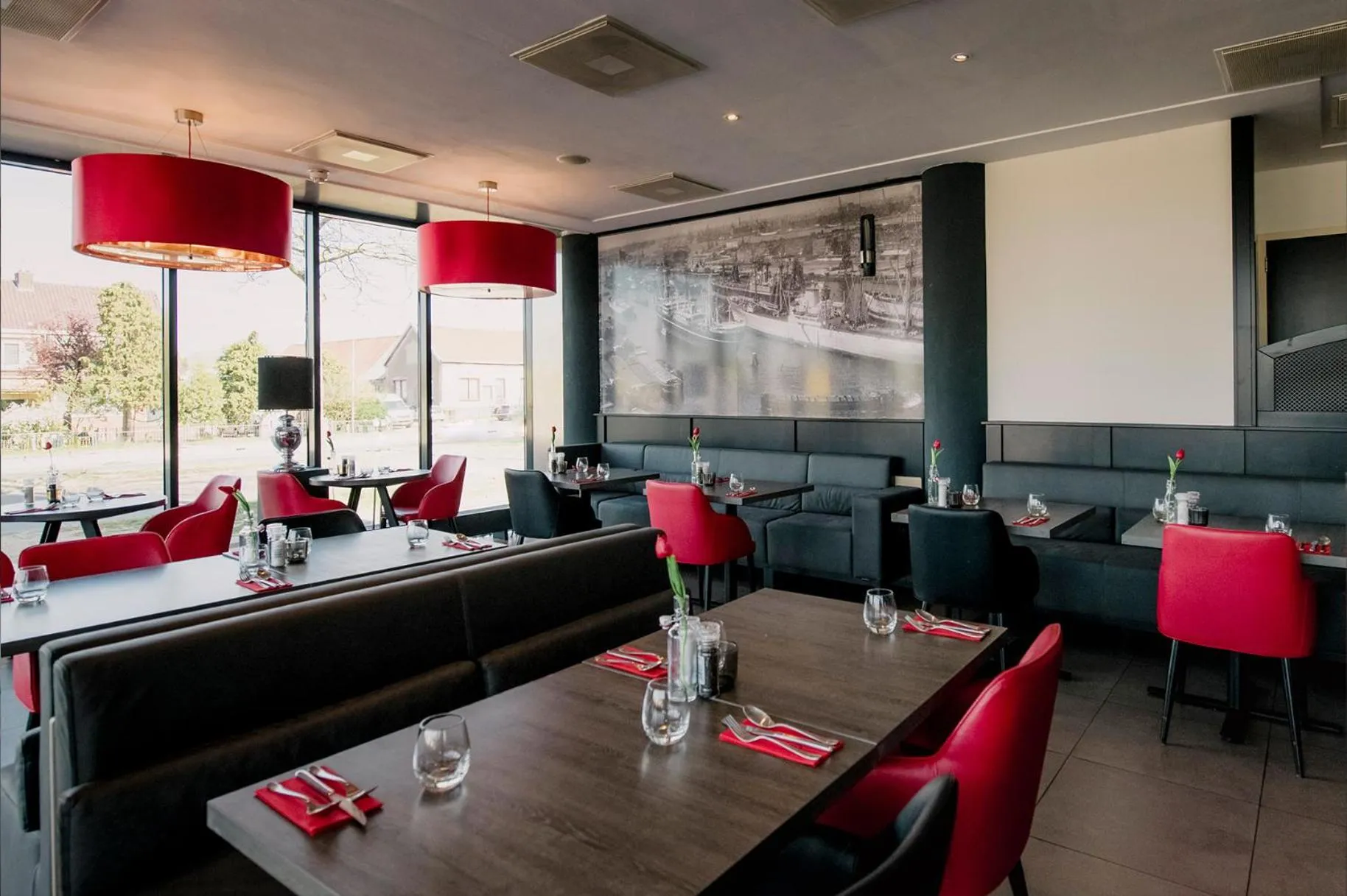 Restaurant/places to eat in Bastion Hotel Rotterdam Alexander