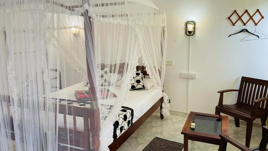 Bed in Sunny Mood Guest House