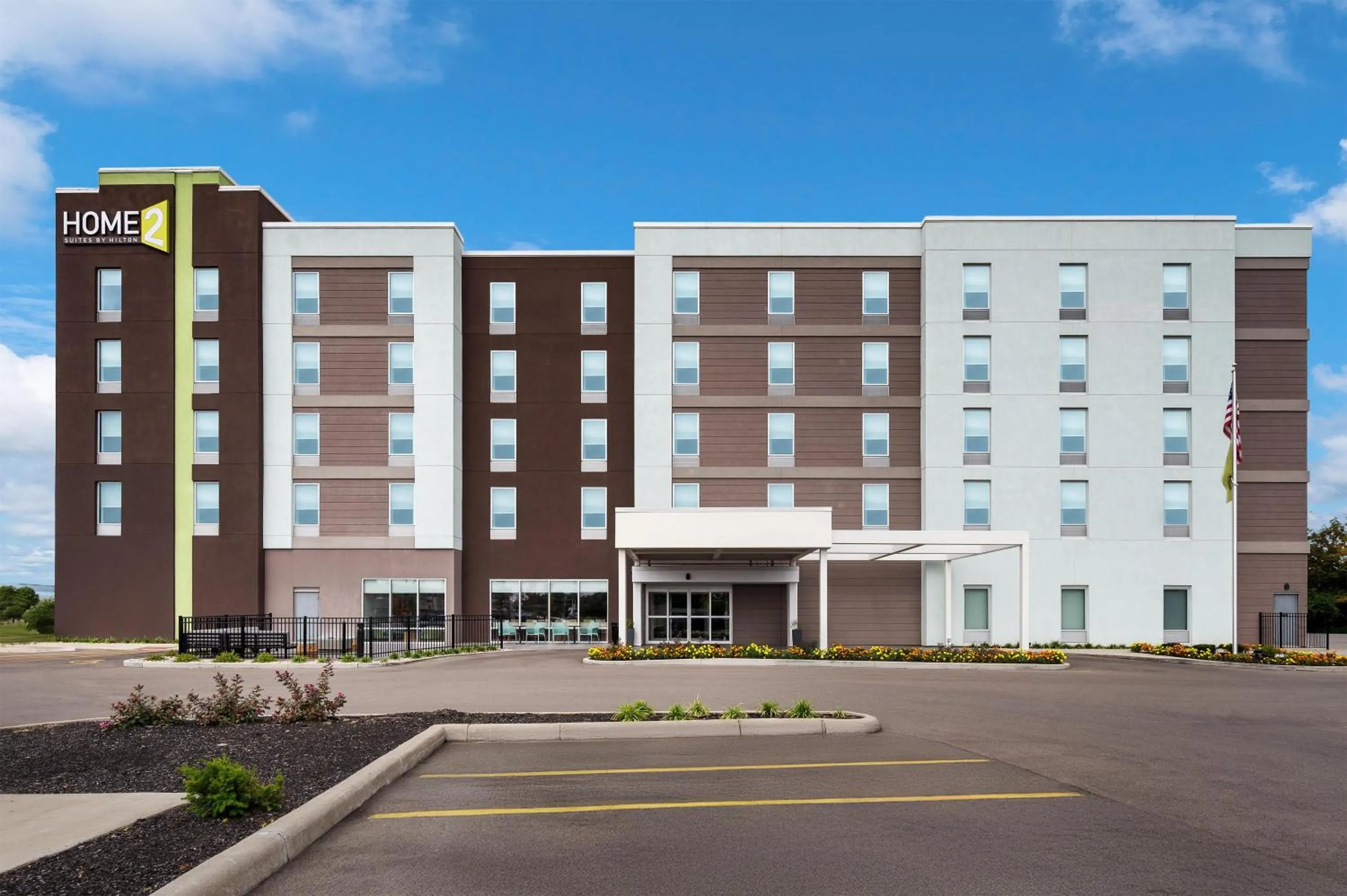 Property building in Home2 Suites By Hilton Cincinnati Eastgate