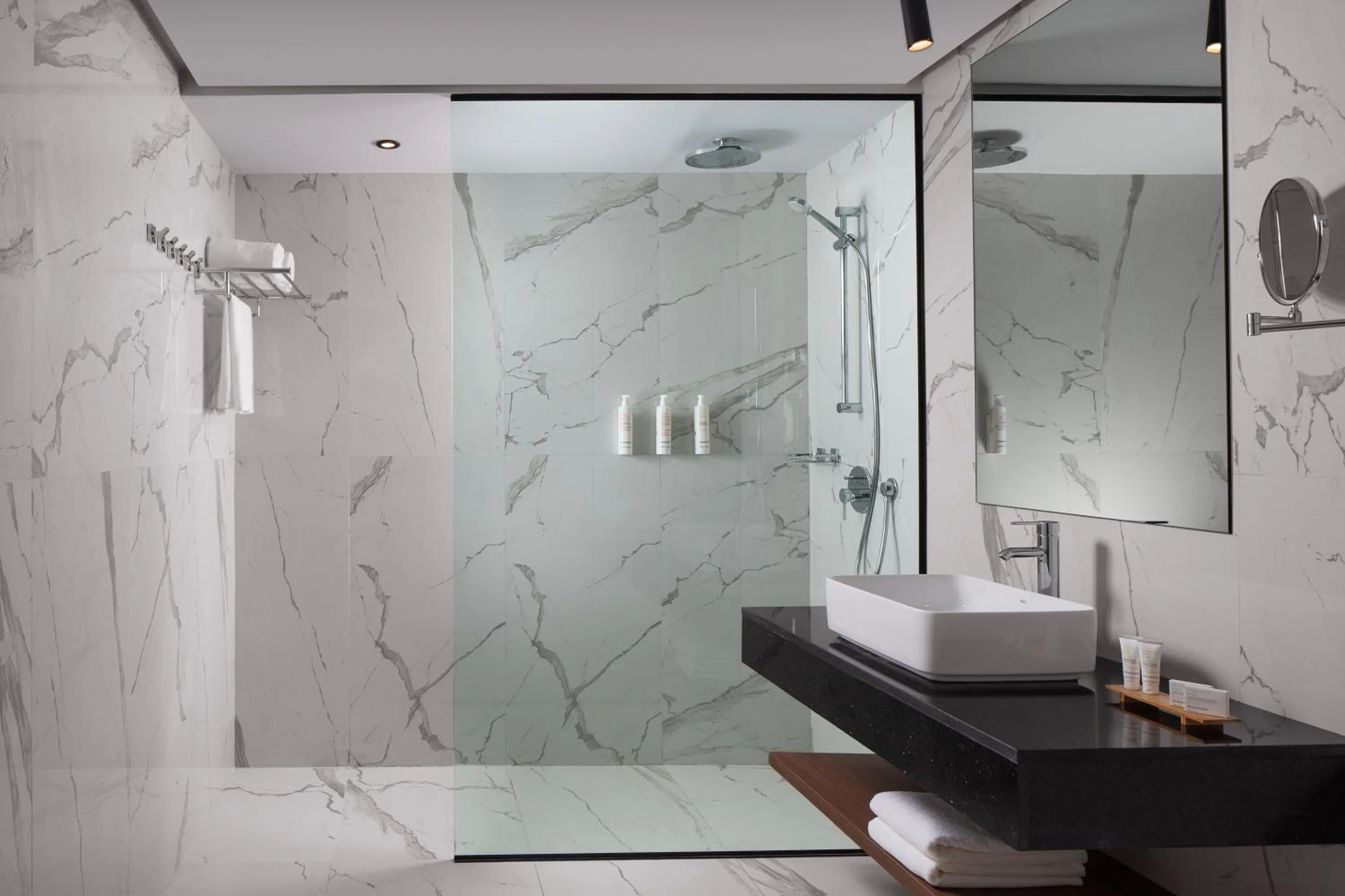 Bathroom in Courtyard by Marriott Casablanca Downtown