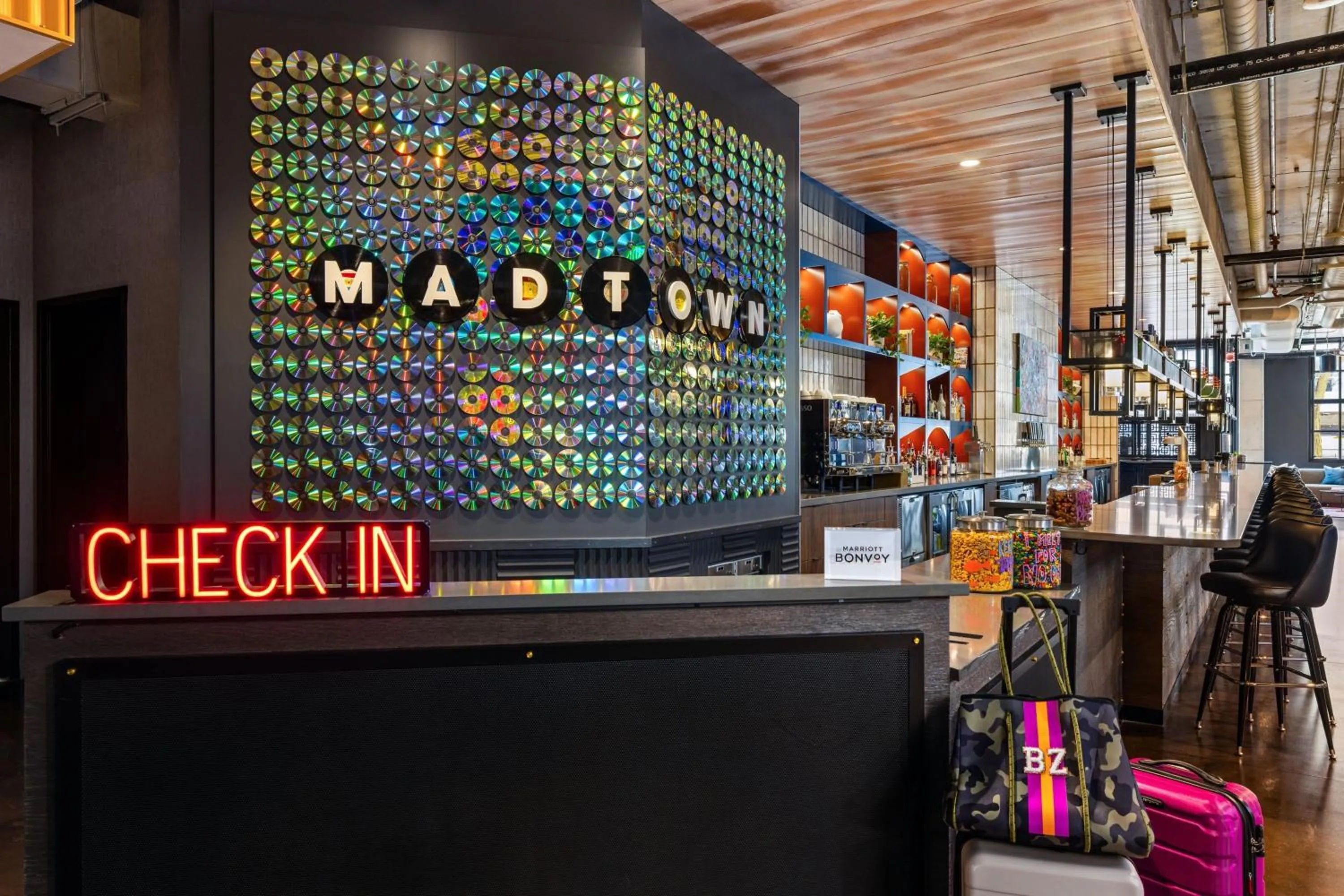 Lounge or bar in Moxy Madison Downtown