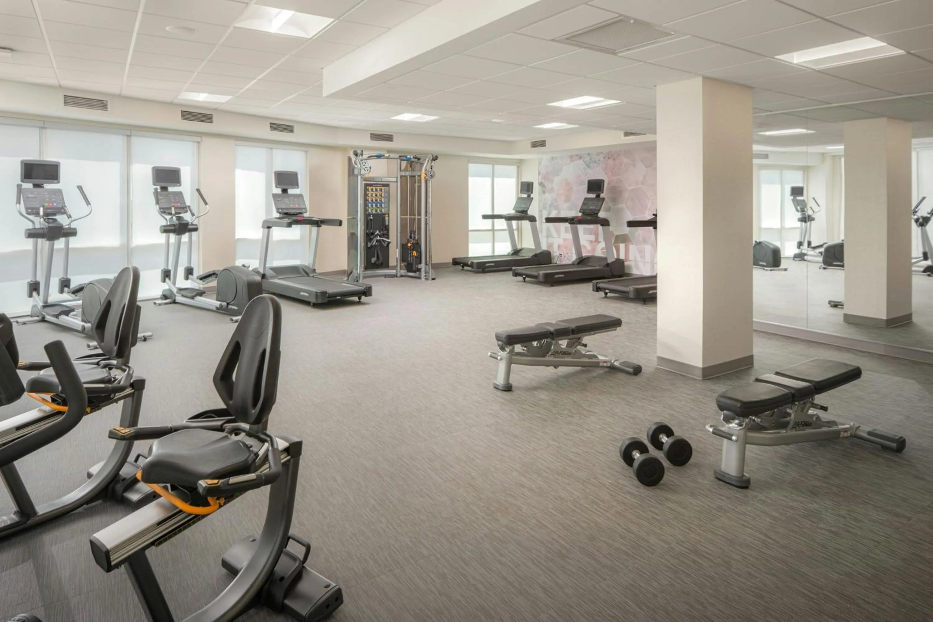 Fitness centre/facilities in SpringHill Suites by Marriott Tampa Downtown