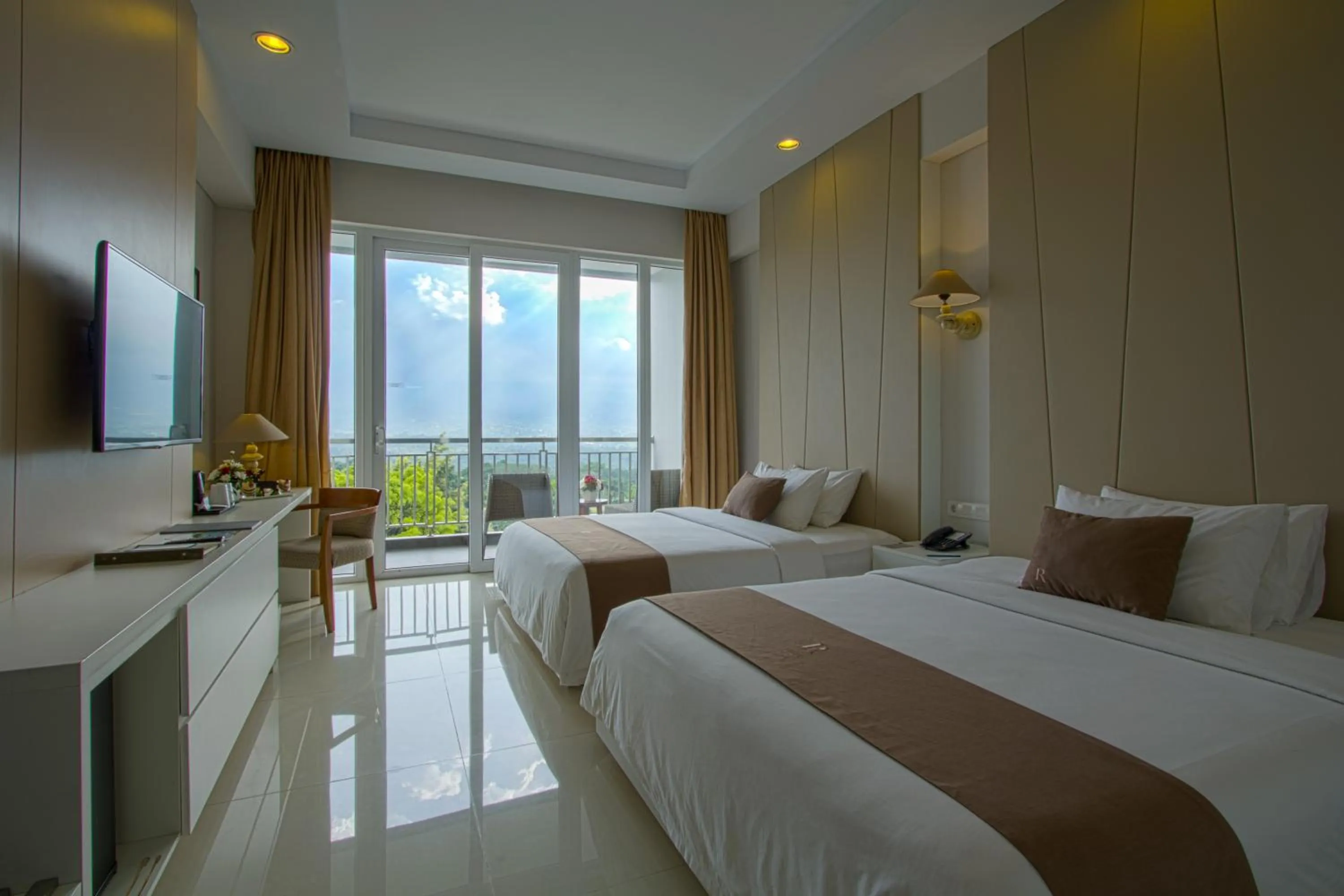 Day, Bed in R Hotel Rancamaya