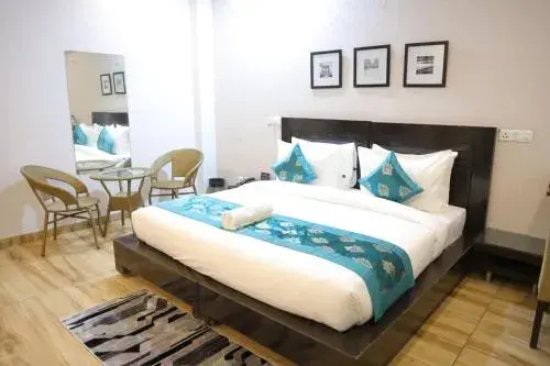 Hotel Pearl Pavillion - Nr Medanta The Medicity, Gurugram Hotel Pearl Pavillion - Nr Medanta The Medicity, Gurugram