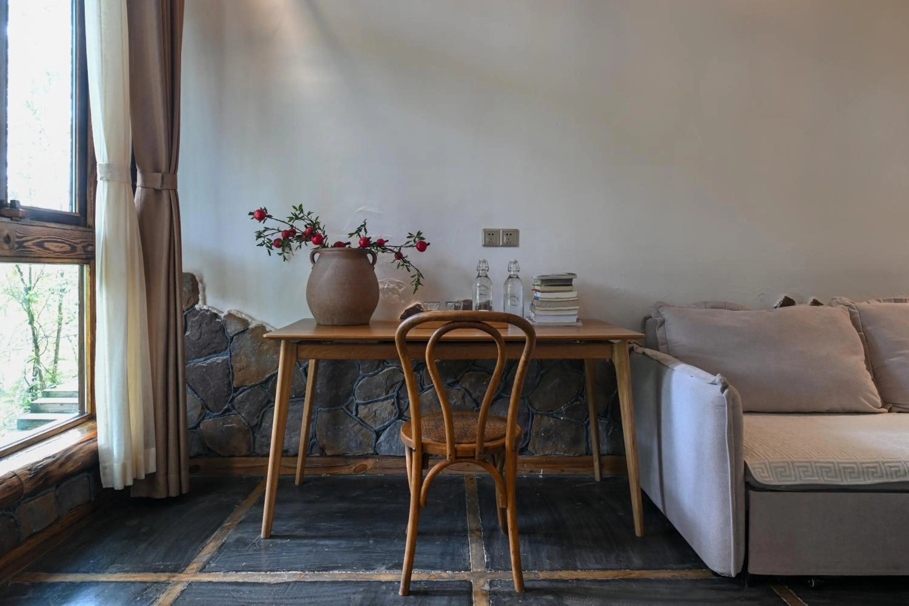 Living room in No.5 Valley Lodge