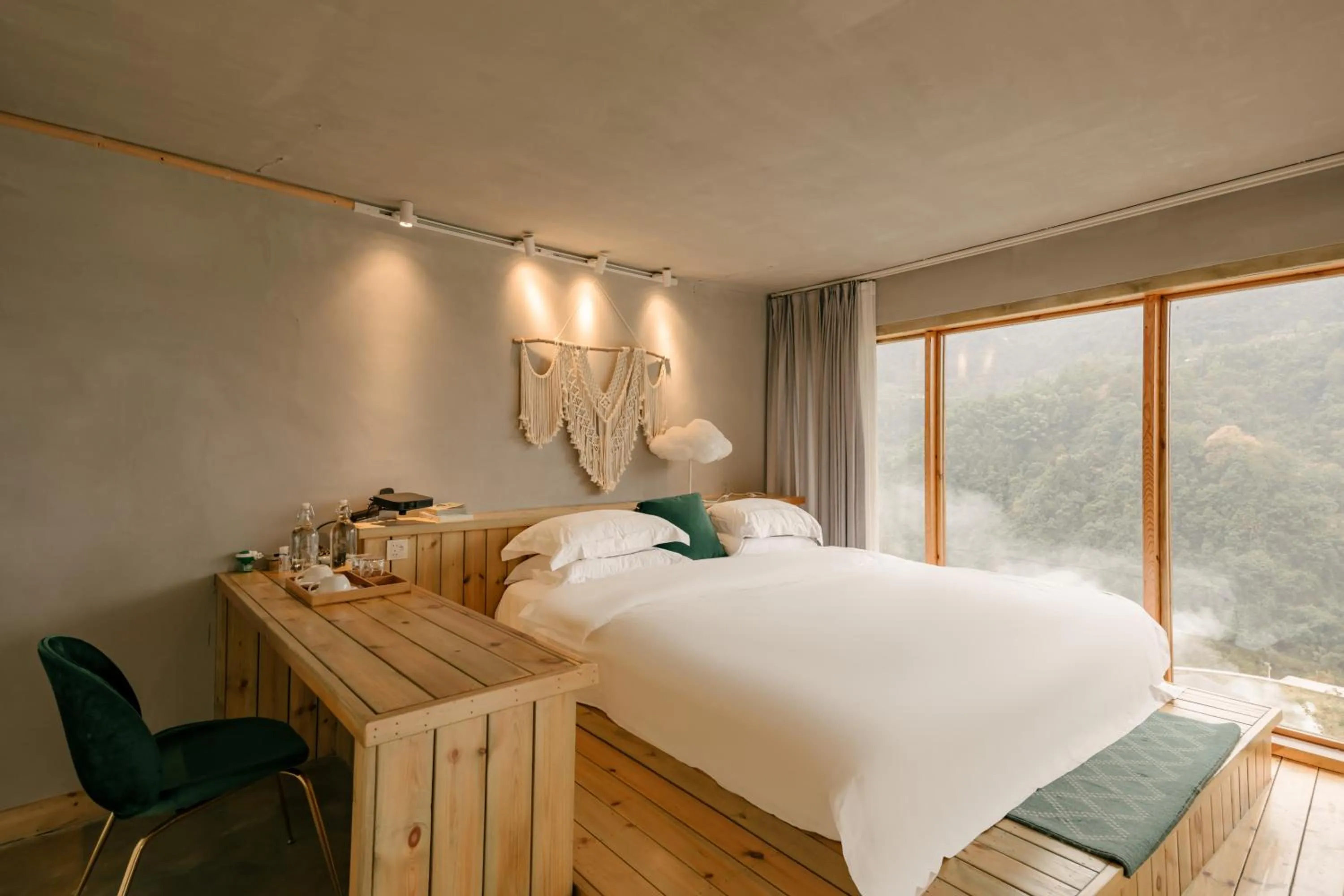 Bed in No.5 Valley Lodge