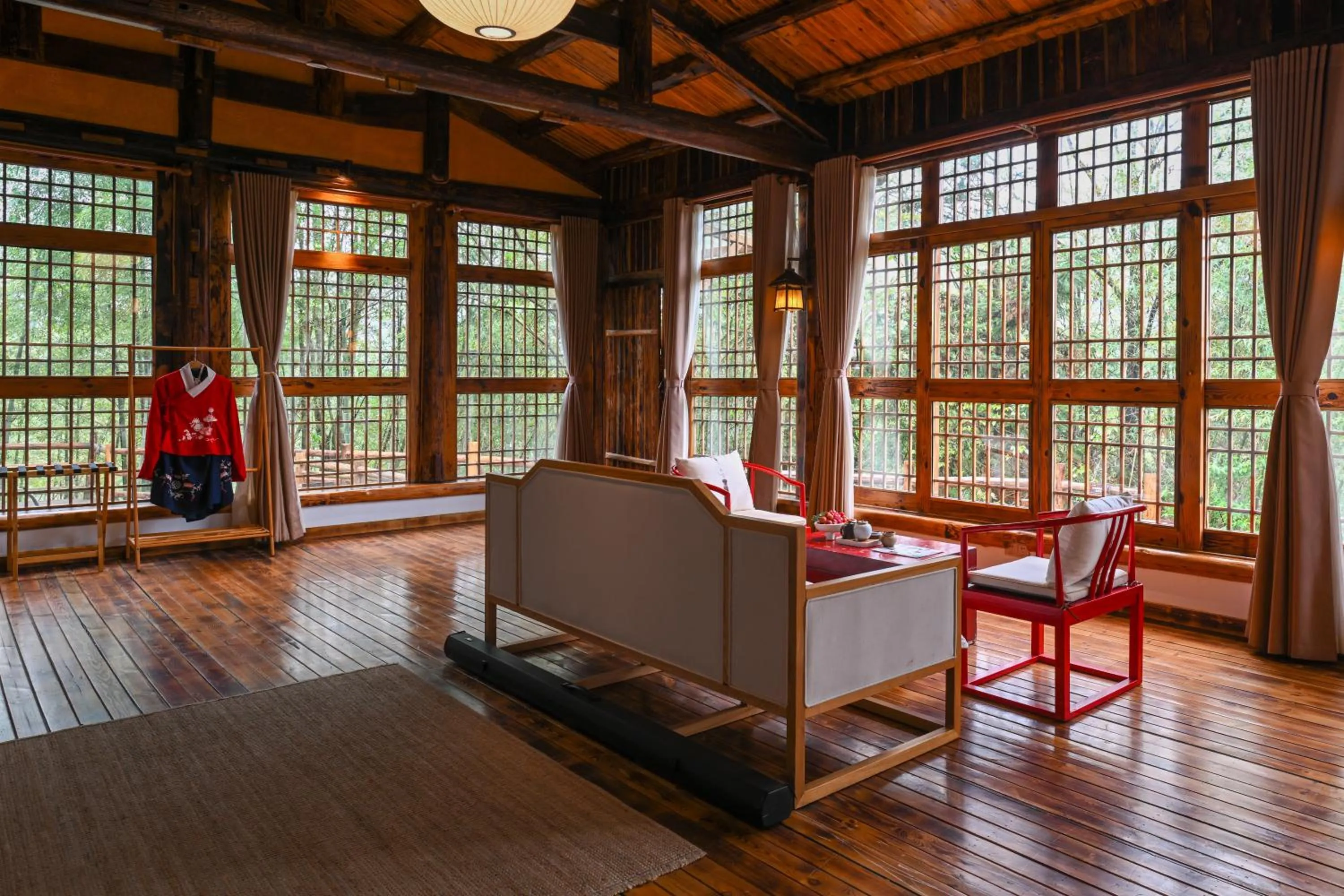 Photo of the whole room in No.5 Valley Lodge