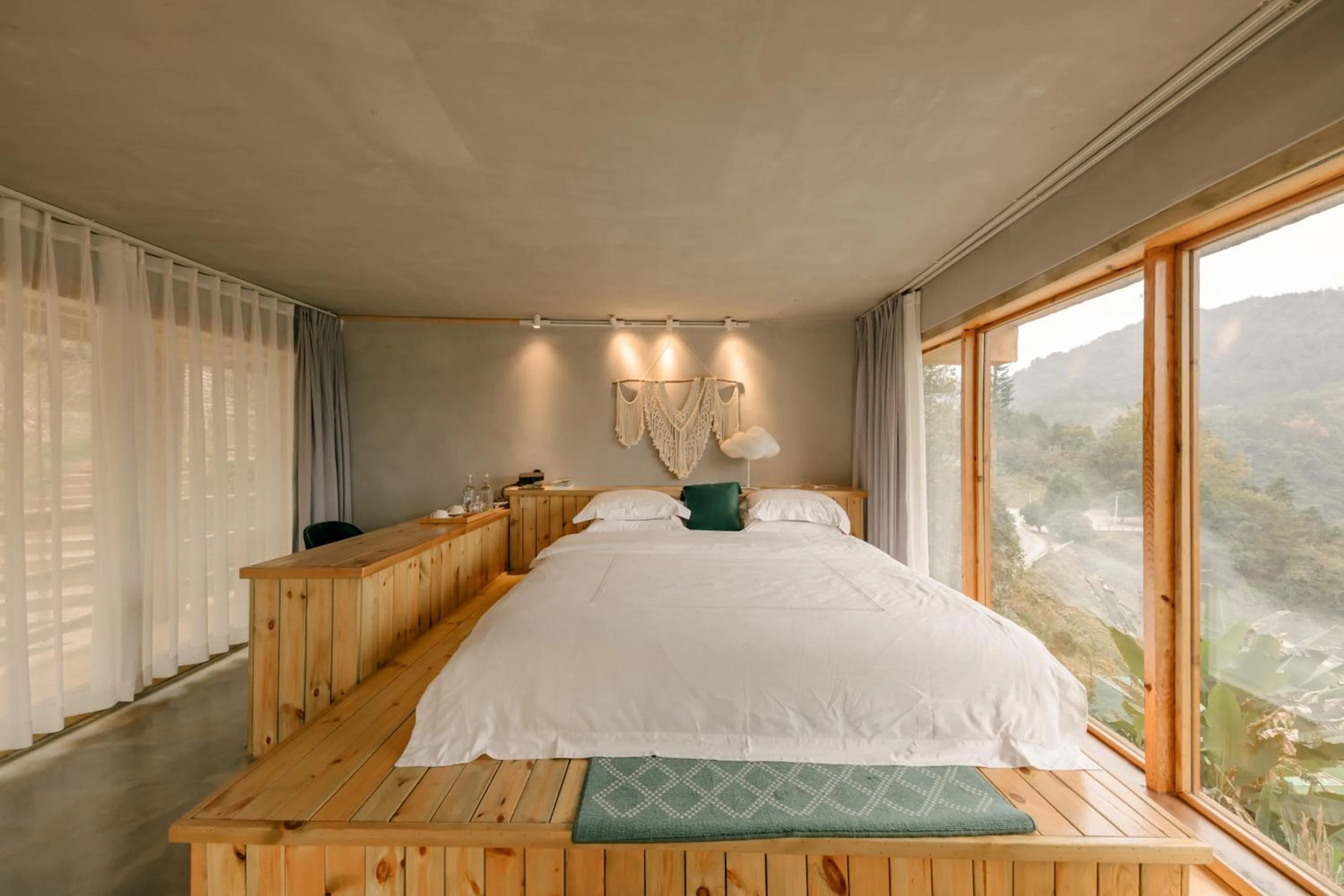 Bed in No.5 Valley Lodge