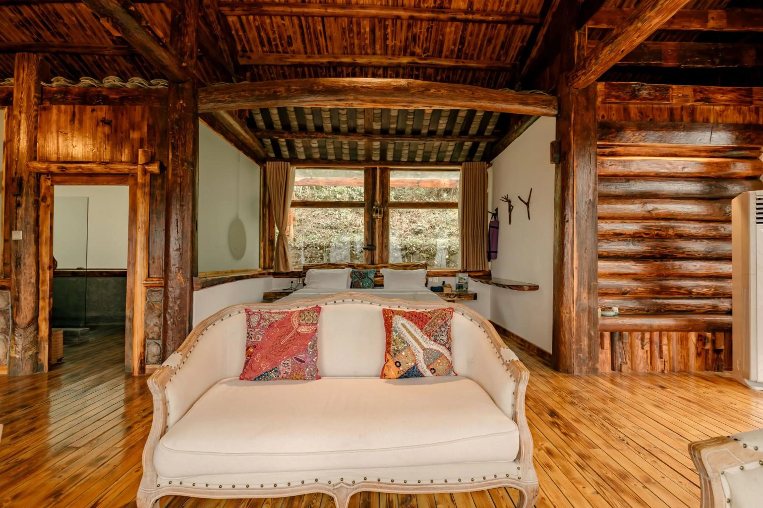 Living room in No.5 Valley Lodge