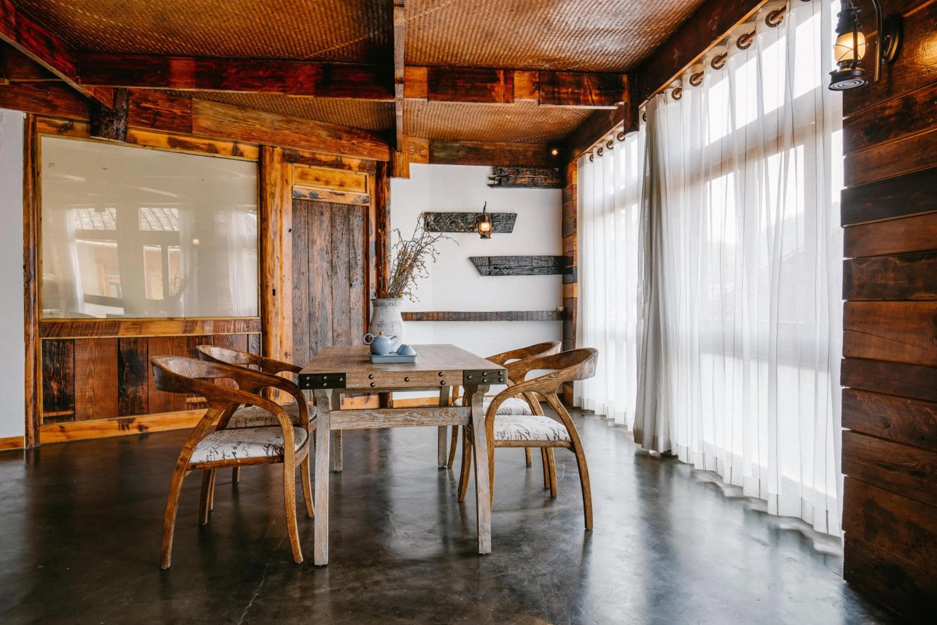 Living room in No.5 Valley Lodge