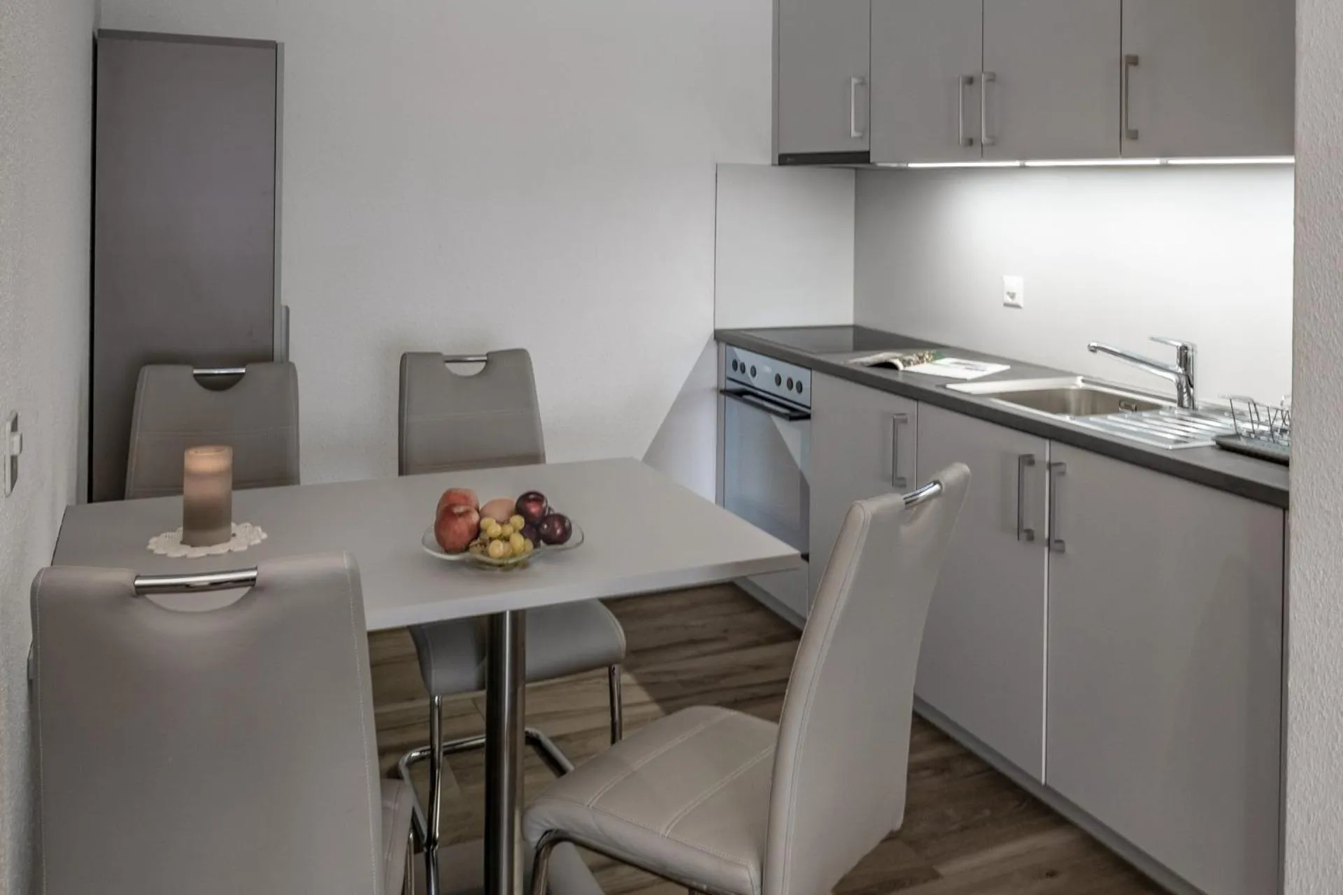 Kitchen or kitchenette in Ferienwohnungen Zurschmitten