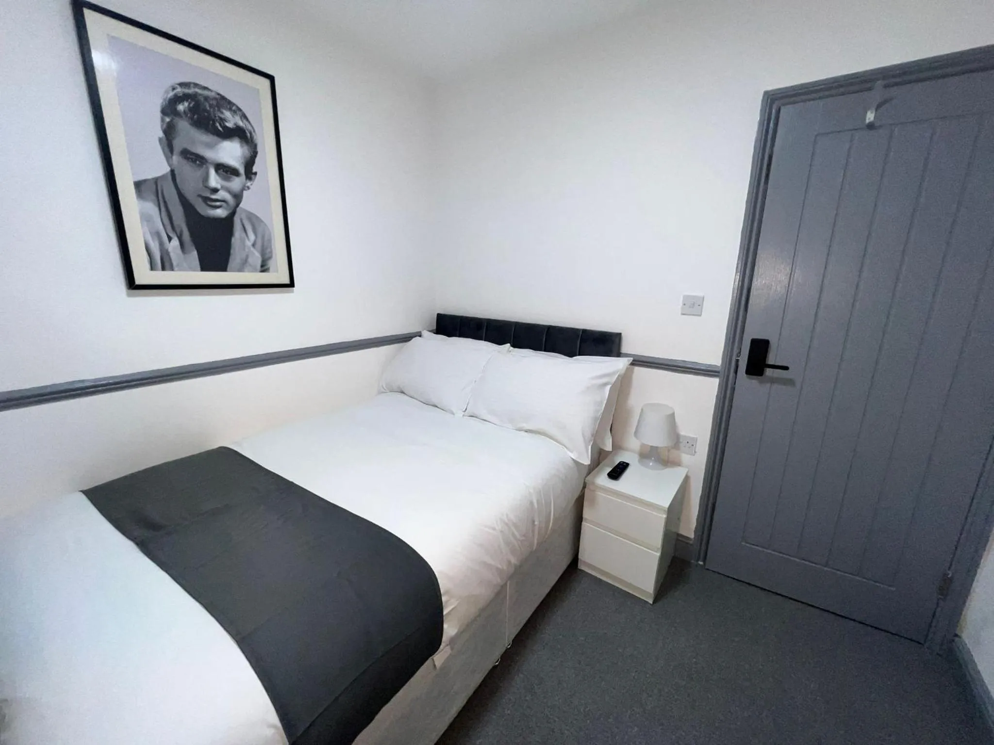 Bedroom, Bed in OYO Greenway Stays