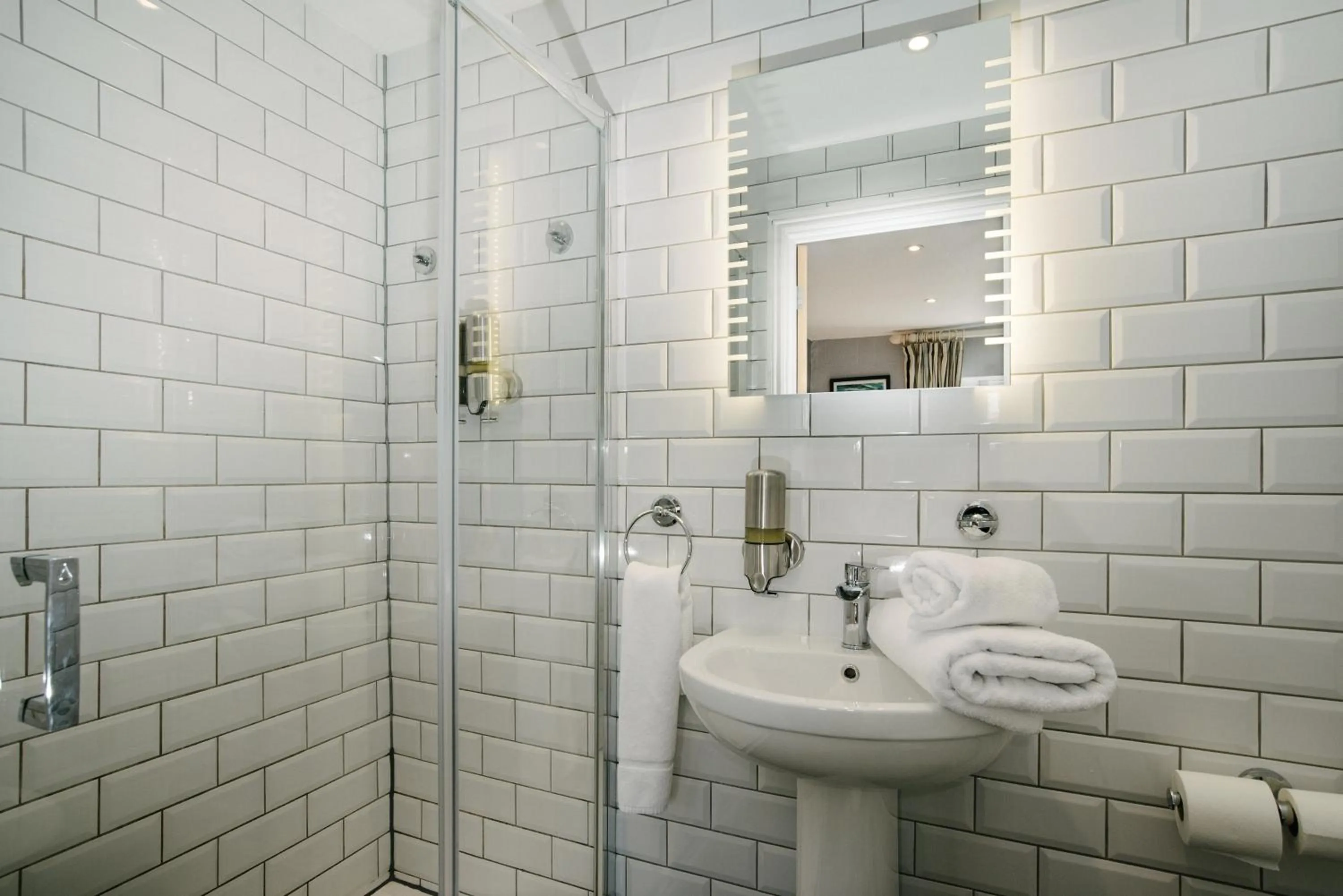 Bathroom in St Agnes Hotel