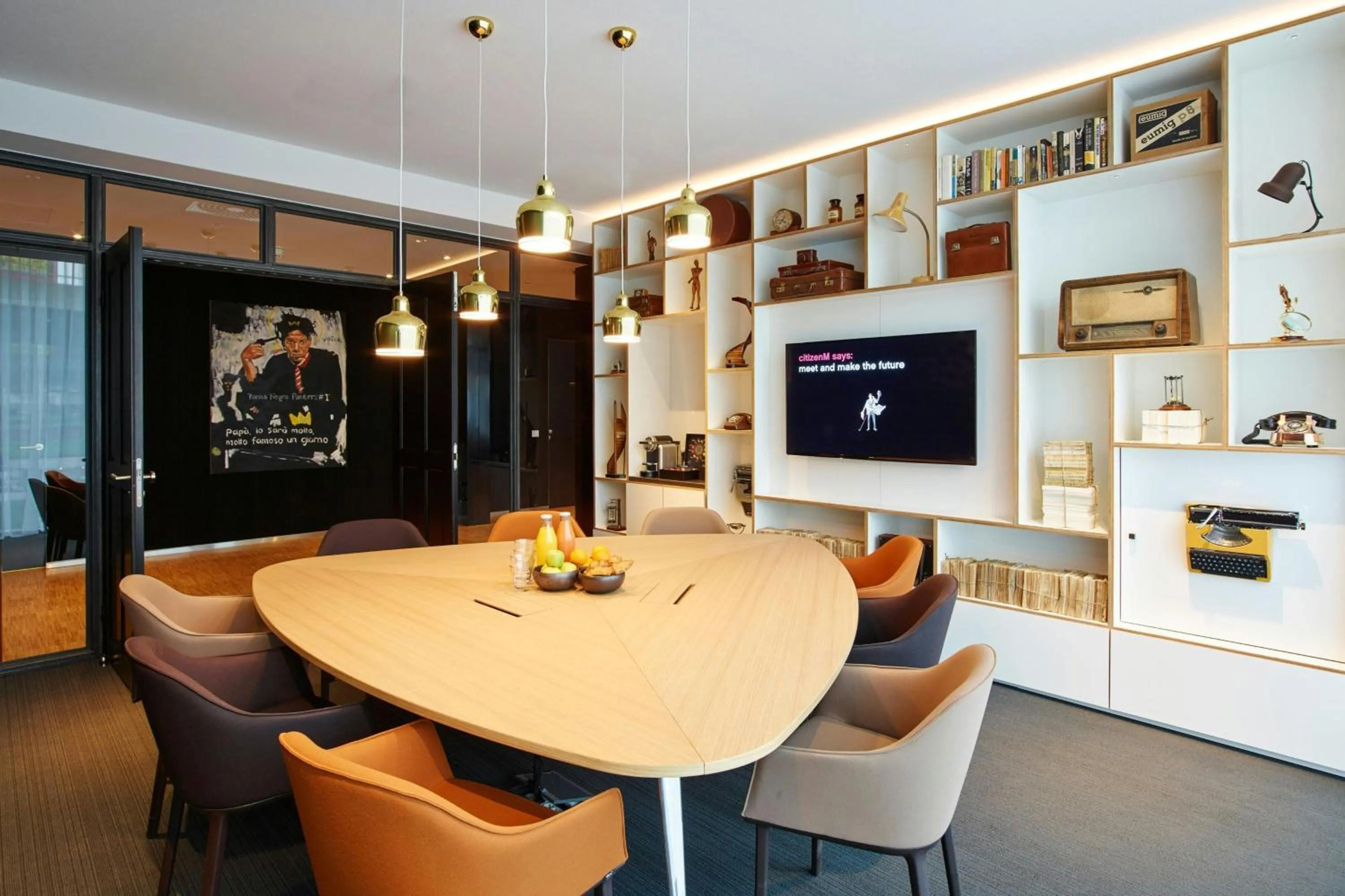 Meeting/conference room in citizenM Schiphol Airport