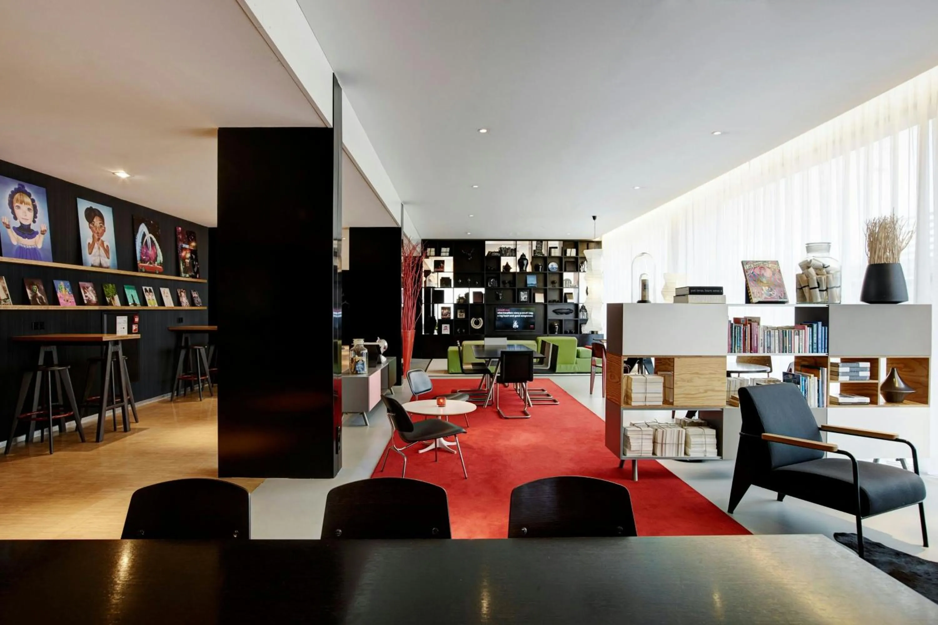 Lobby or reception in citizenM Schiphol Airport