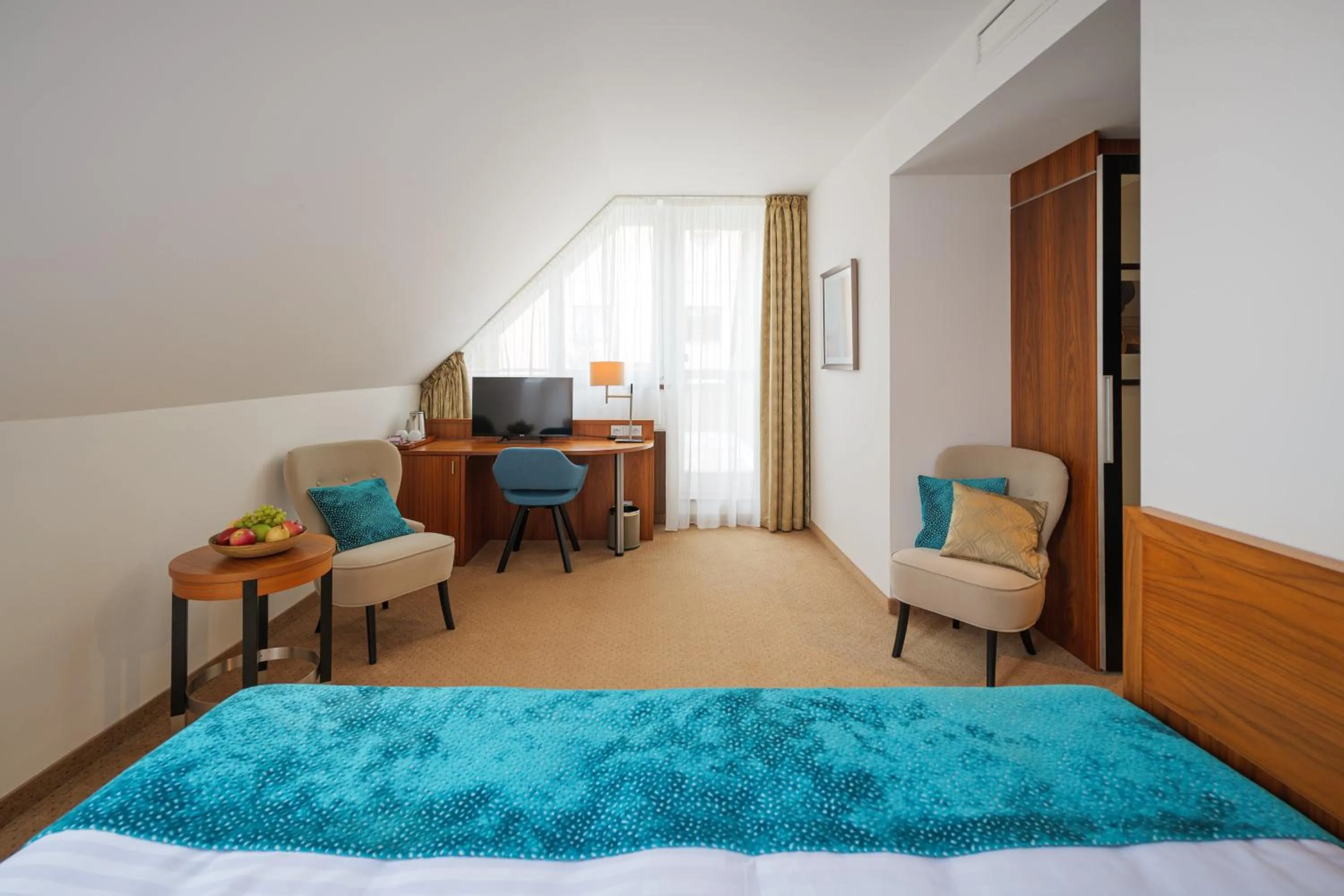 TV and multimedia, Bed in Hotel Silenzio