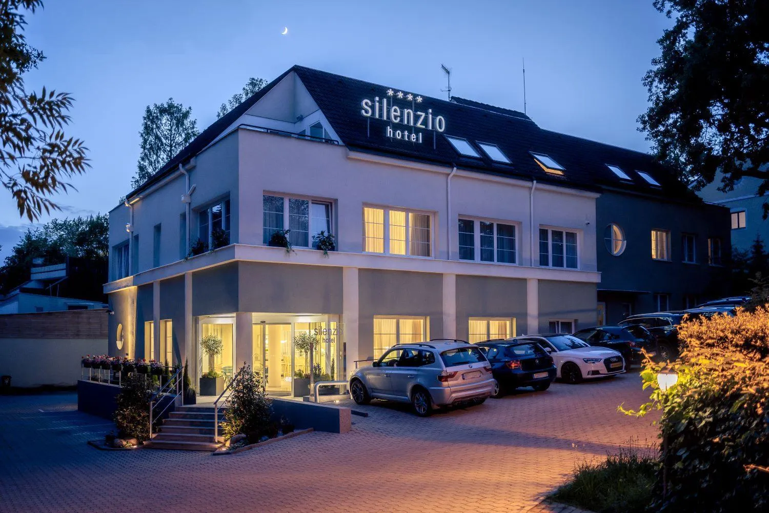 Property building in Hotel Silenzio