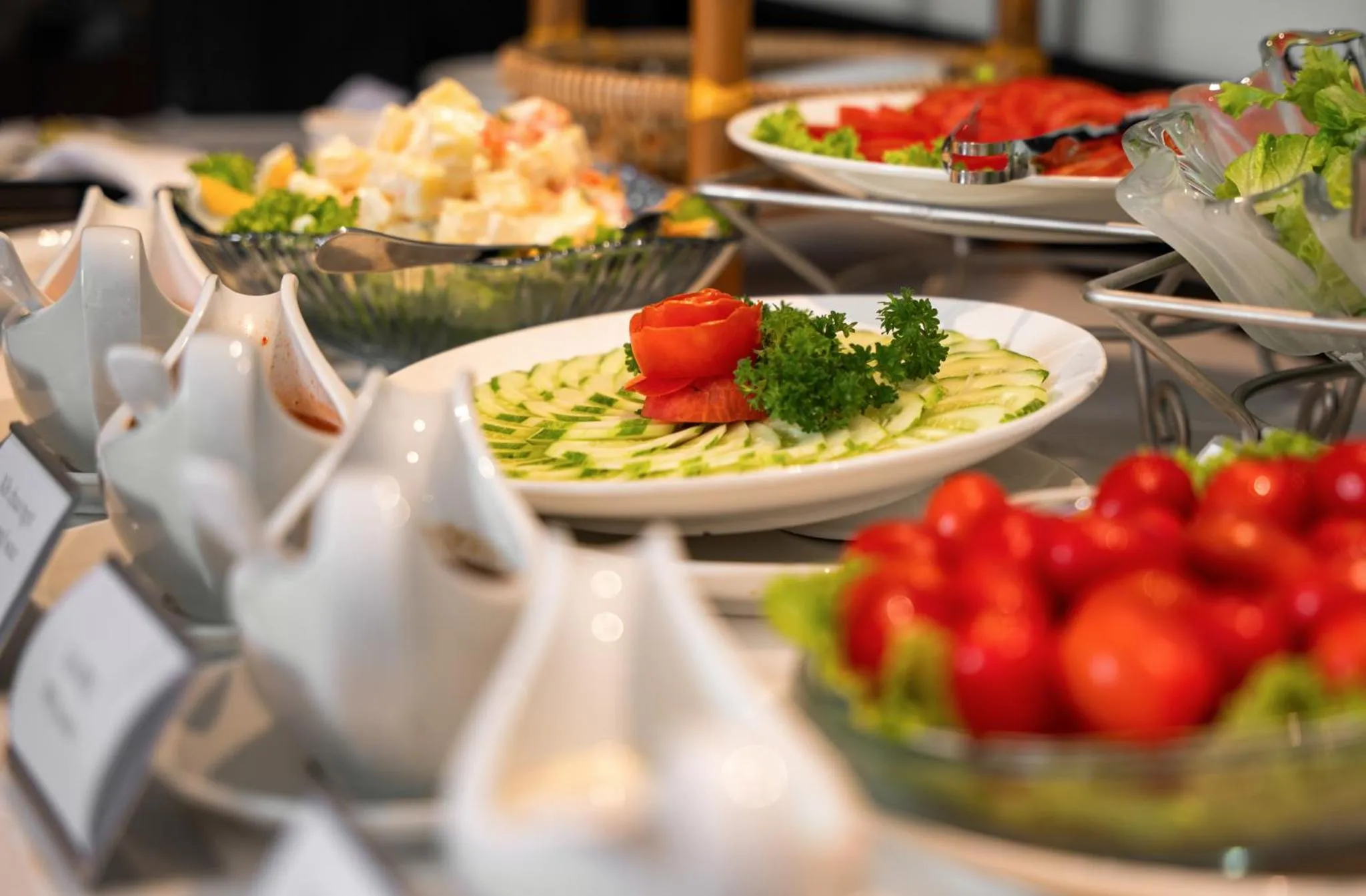 Food in Luxe Paradise Premium Hotel Pham Hong Thai