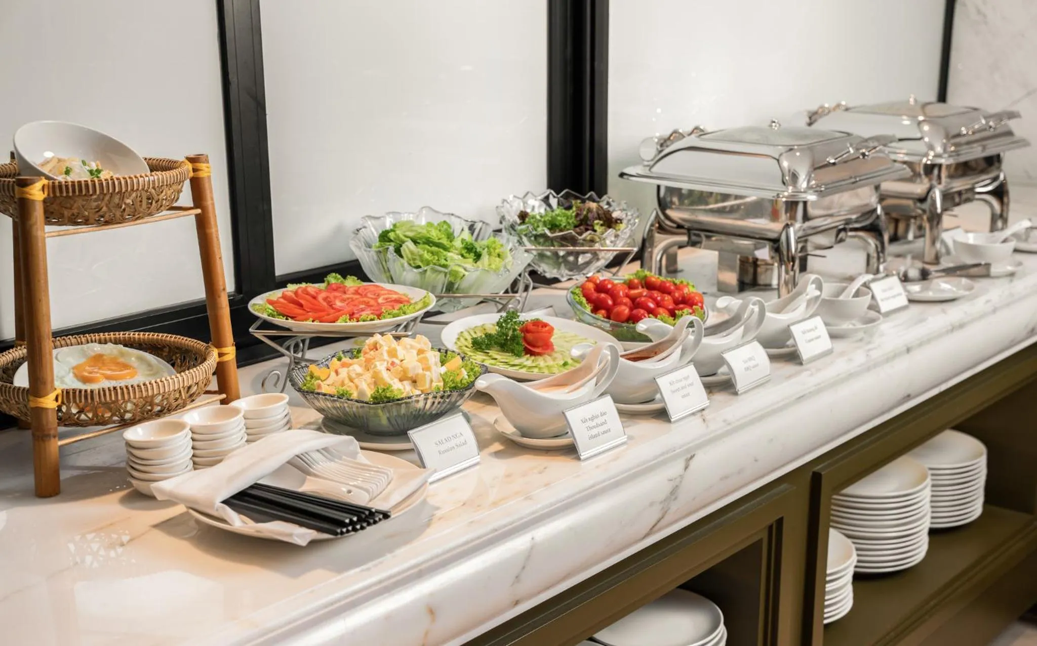 Buffet breakfast in Luxe Paradise Premium Hotel Pham Hong Thai