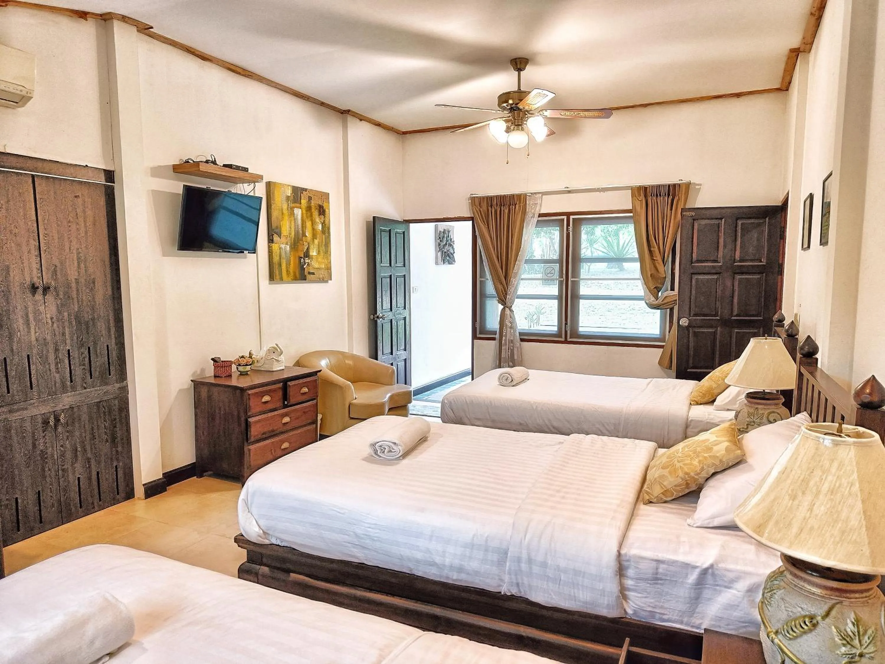 Bed in Kong Garden Resort