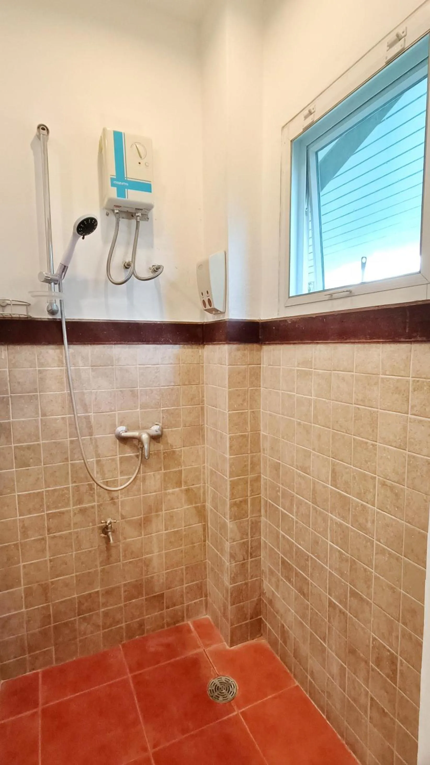 Shower in Kong Garden Resort