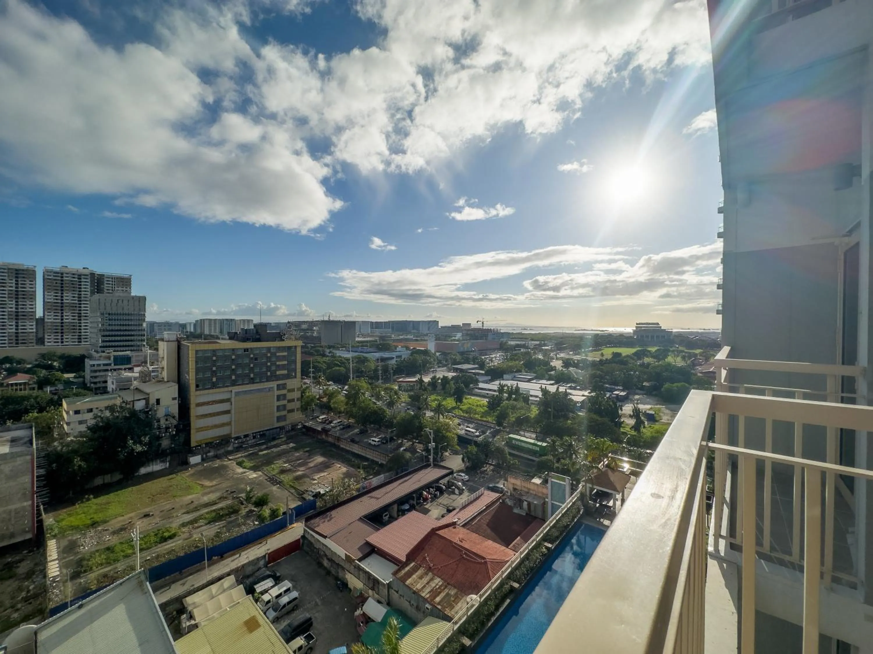 Day in GemstoneBR in SMDC Coast Residences