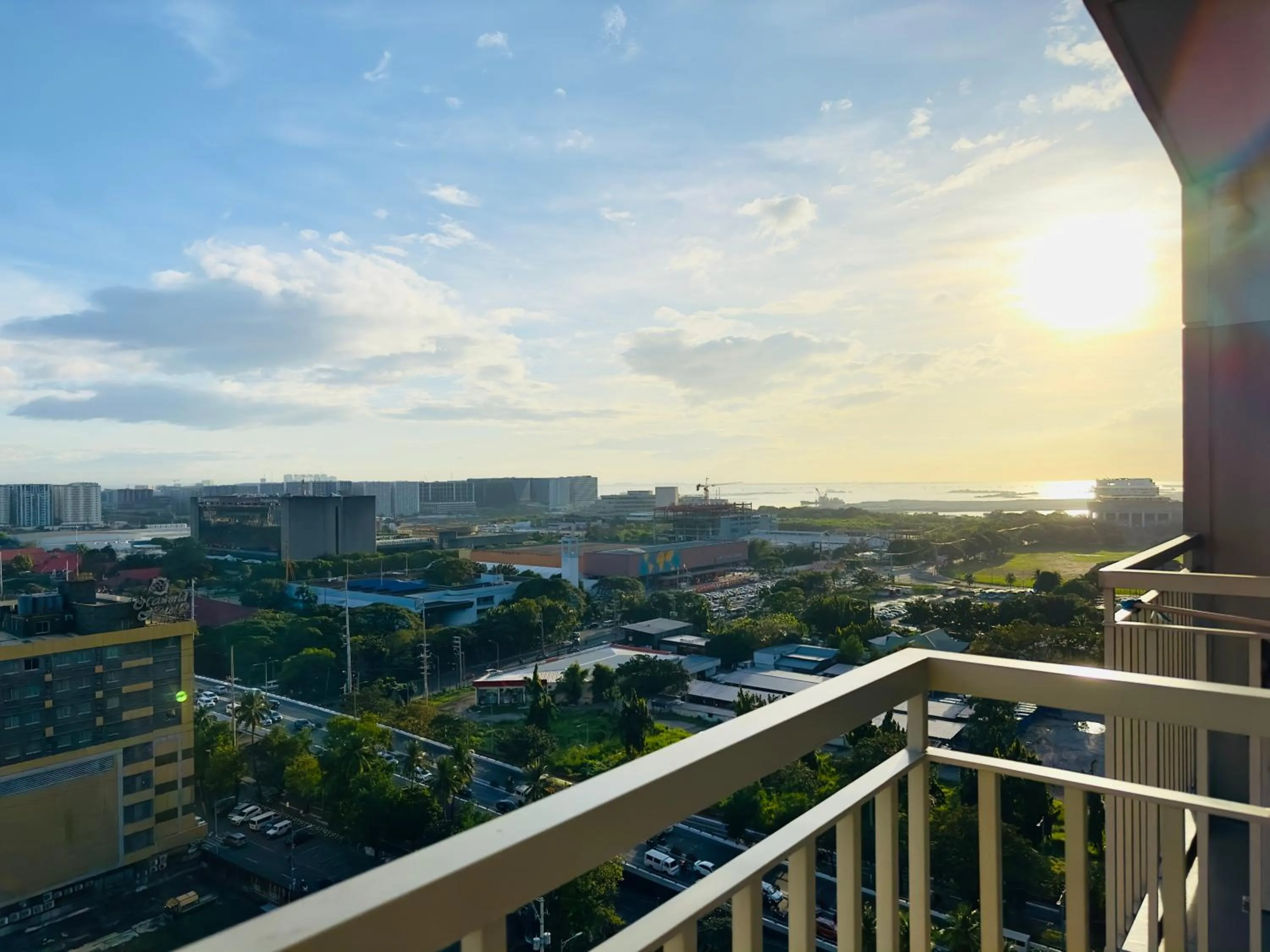 Day in GemstoneBR in SMDC Coast Residences