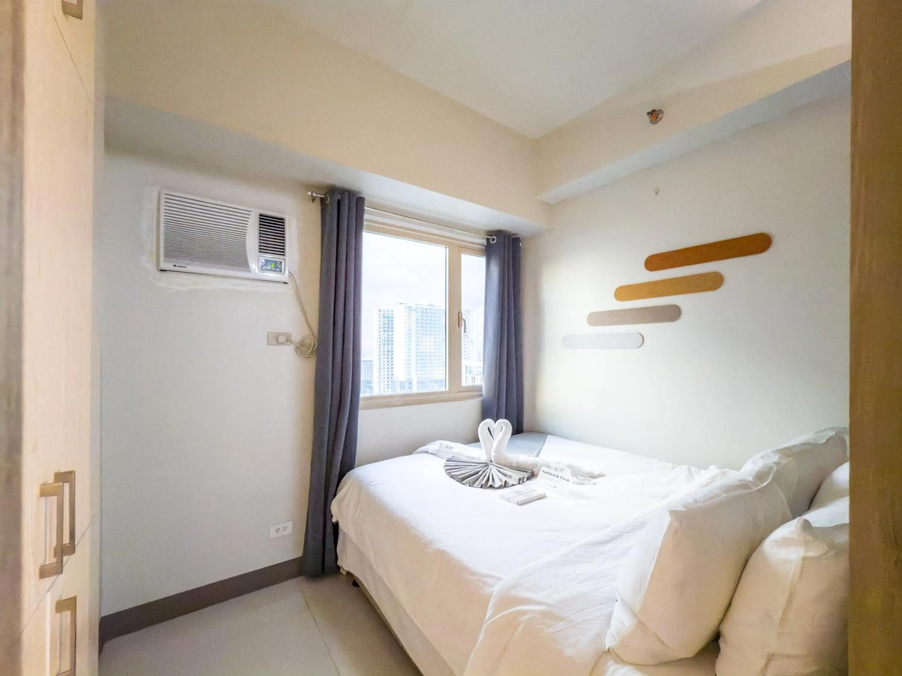 Bed in GemstoneBR in SMDC Coast Residences