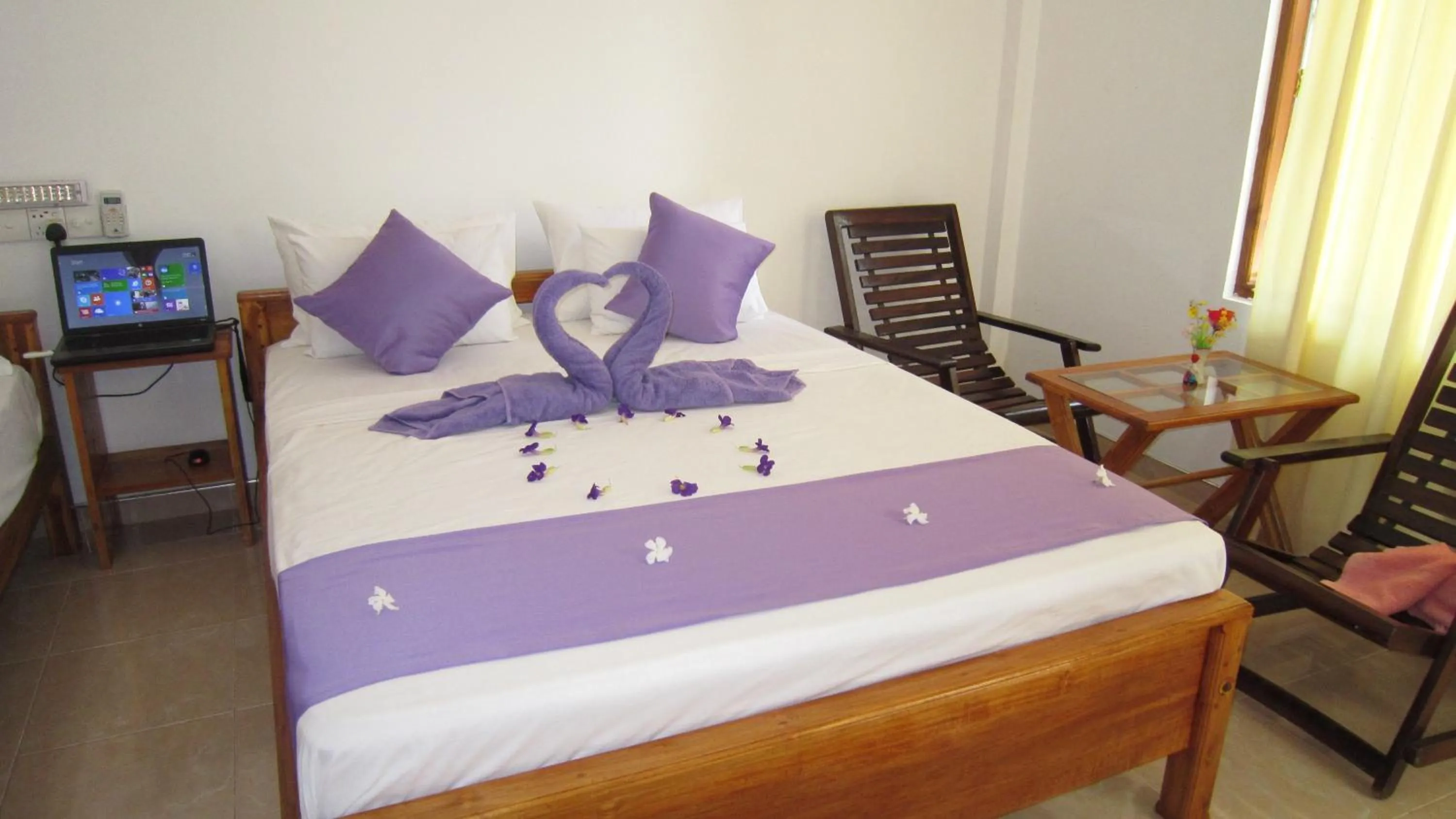 Bed in Hotel Gayan's