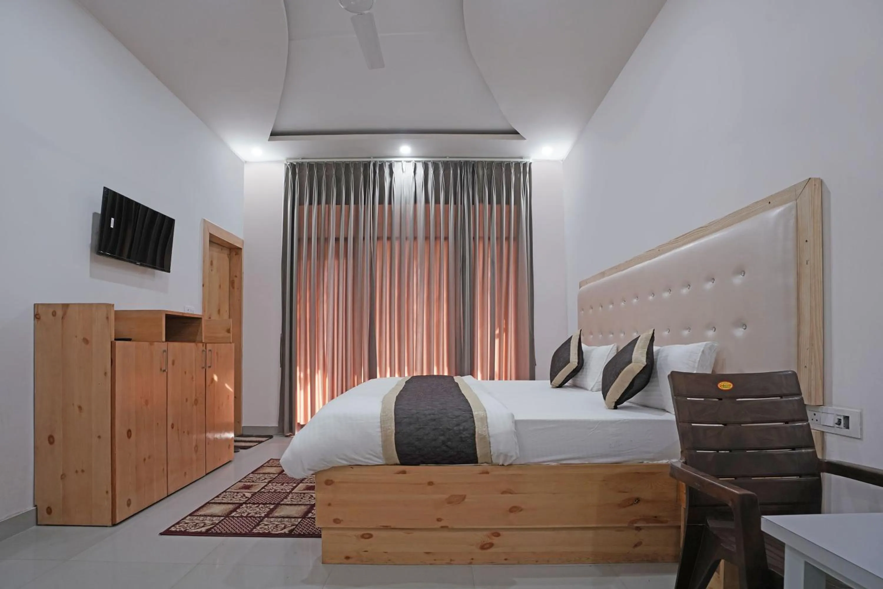 Bedroom, Bed in Hotel O Aditya Residency UK04