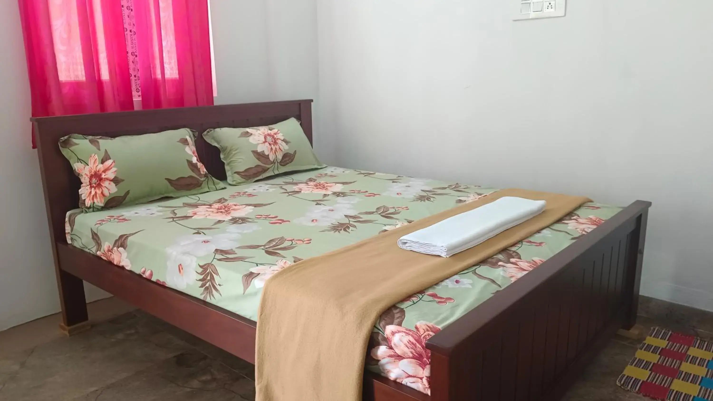 Standard Double Room with Fan - single occupancy in AYYAN RESIDENCY Standard Double Room with Fan - single occupancy in AYYAN RESIDENCY