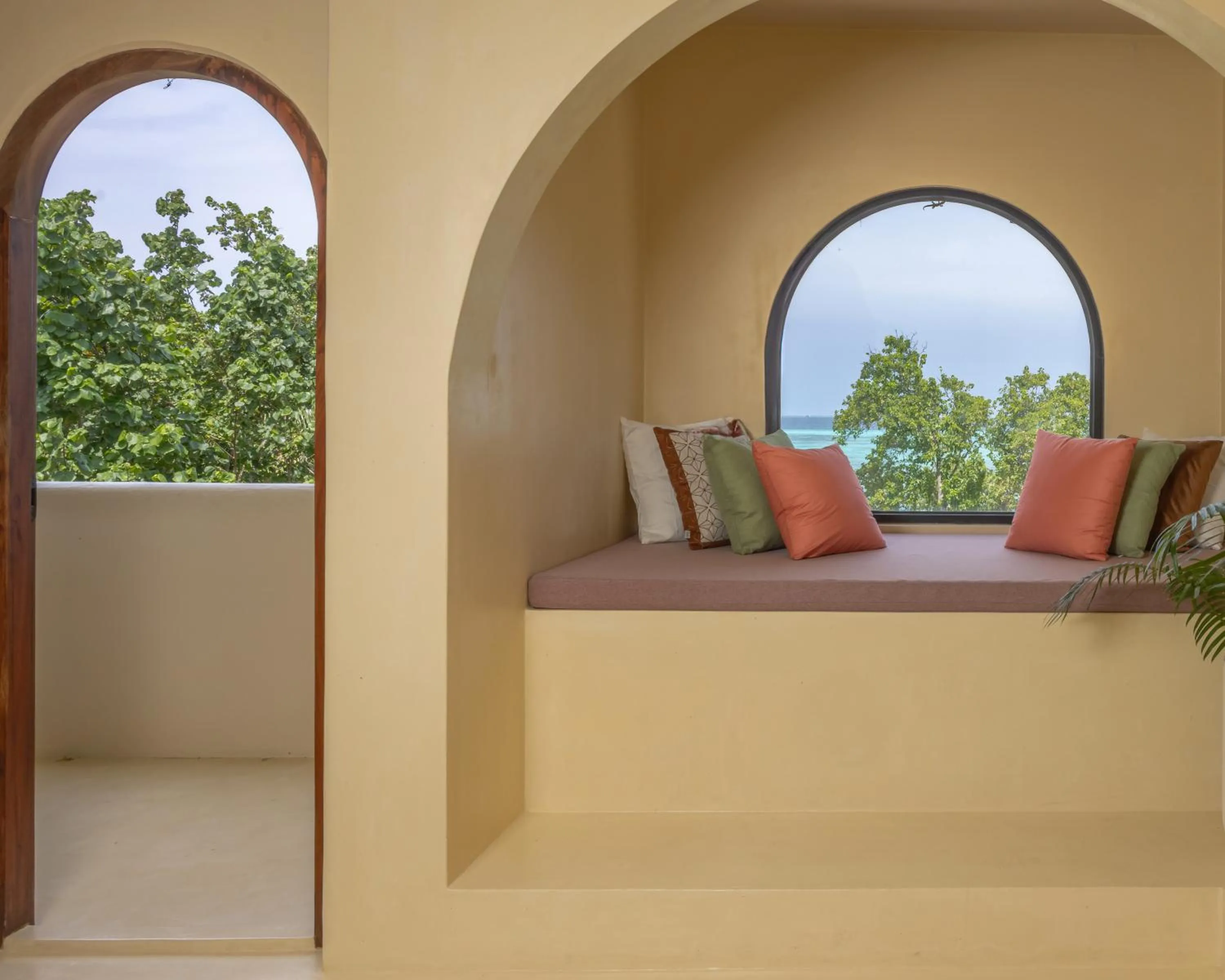 Seating area in Isla Retreat