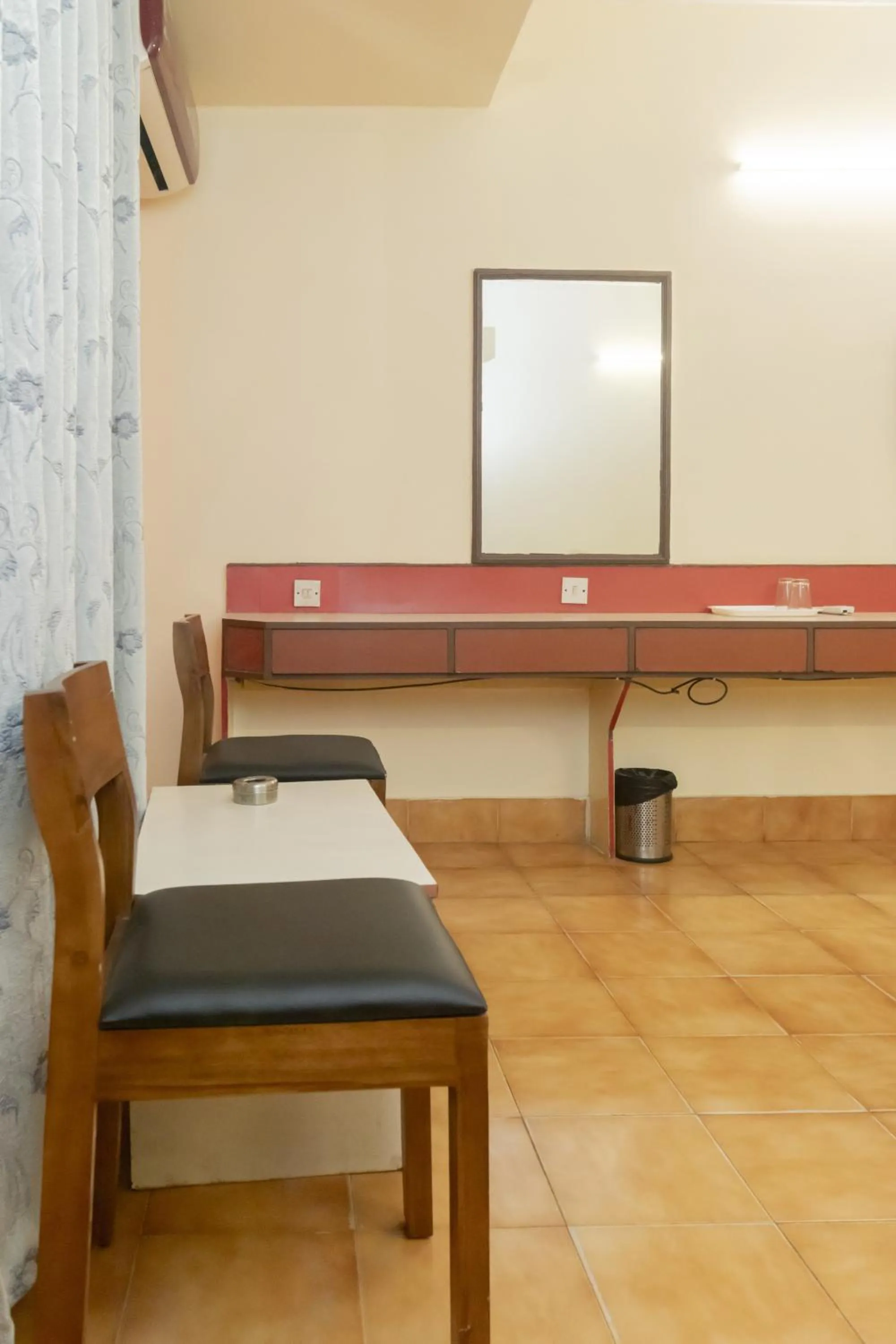 hair dresser in Hotel Telehaus International