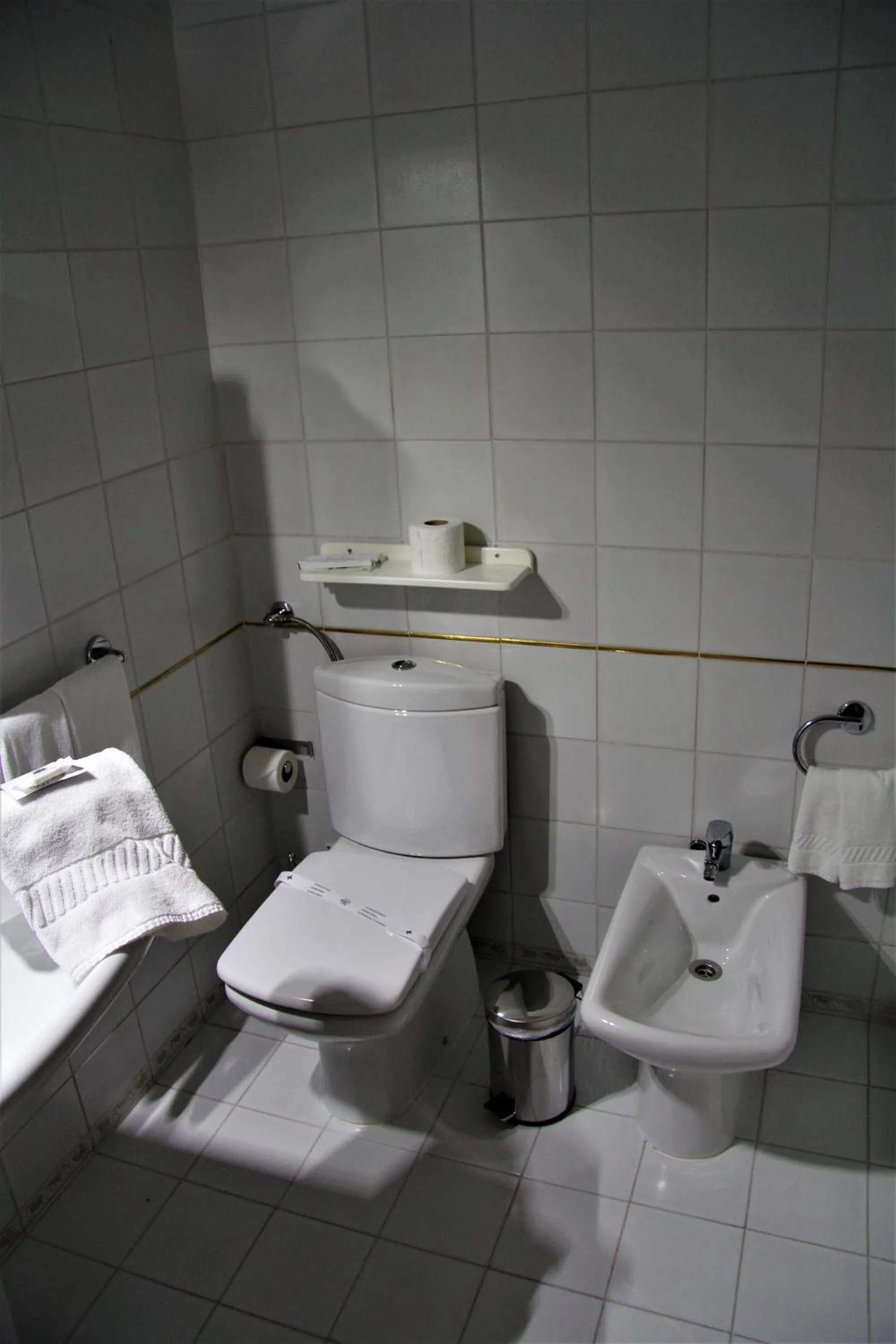 Shower in Hotel de Arganil