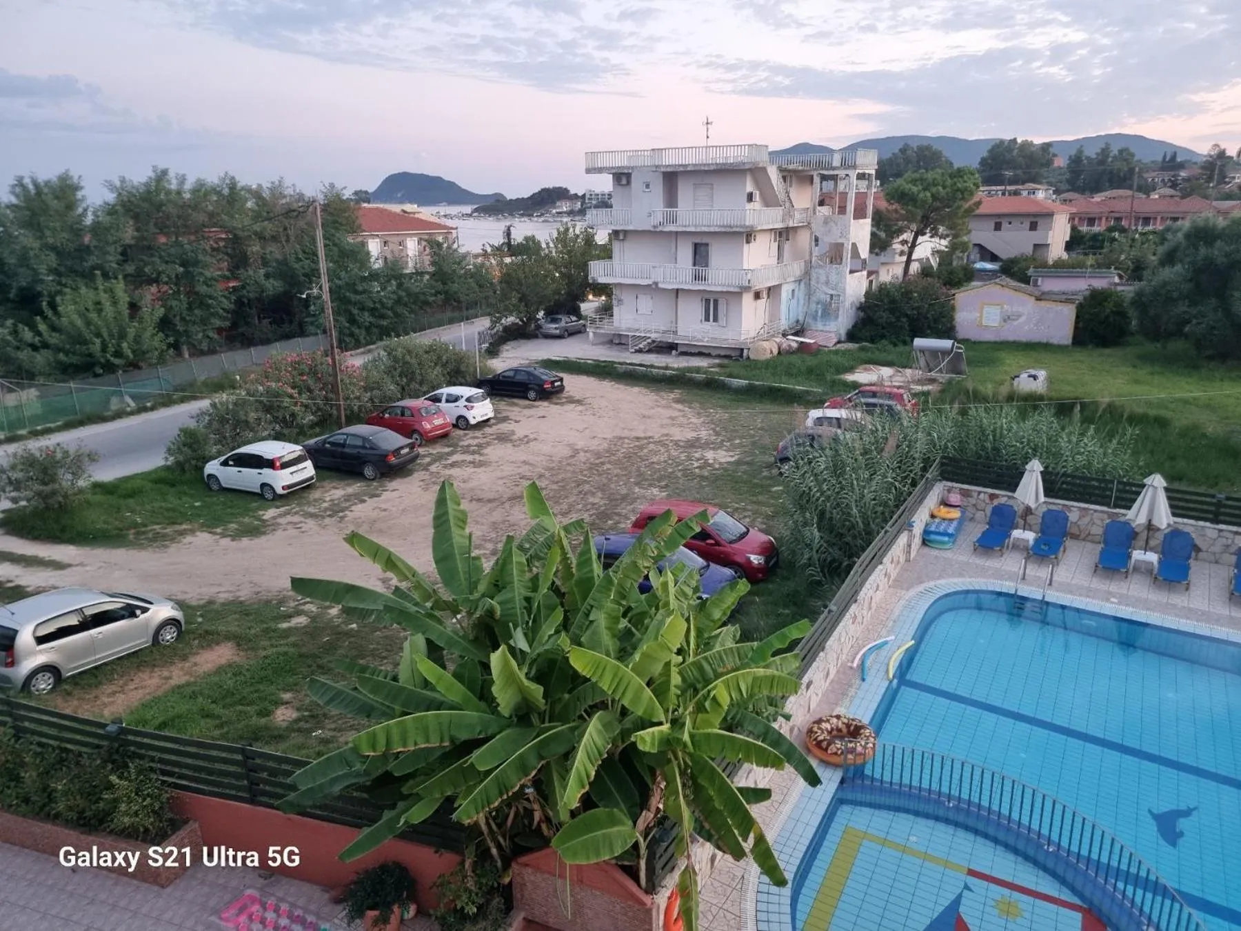 Parking in Alex Studios