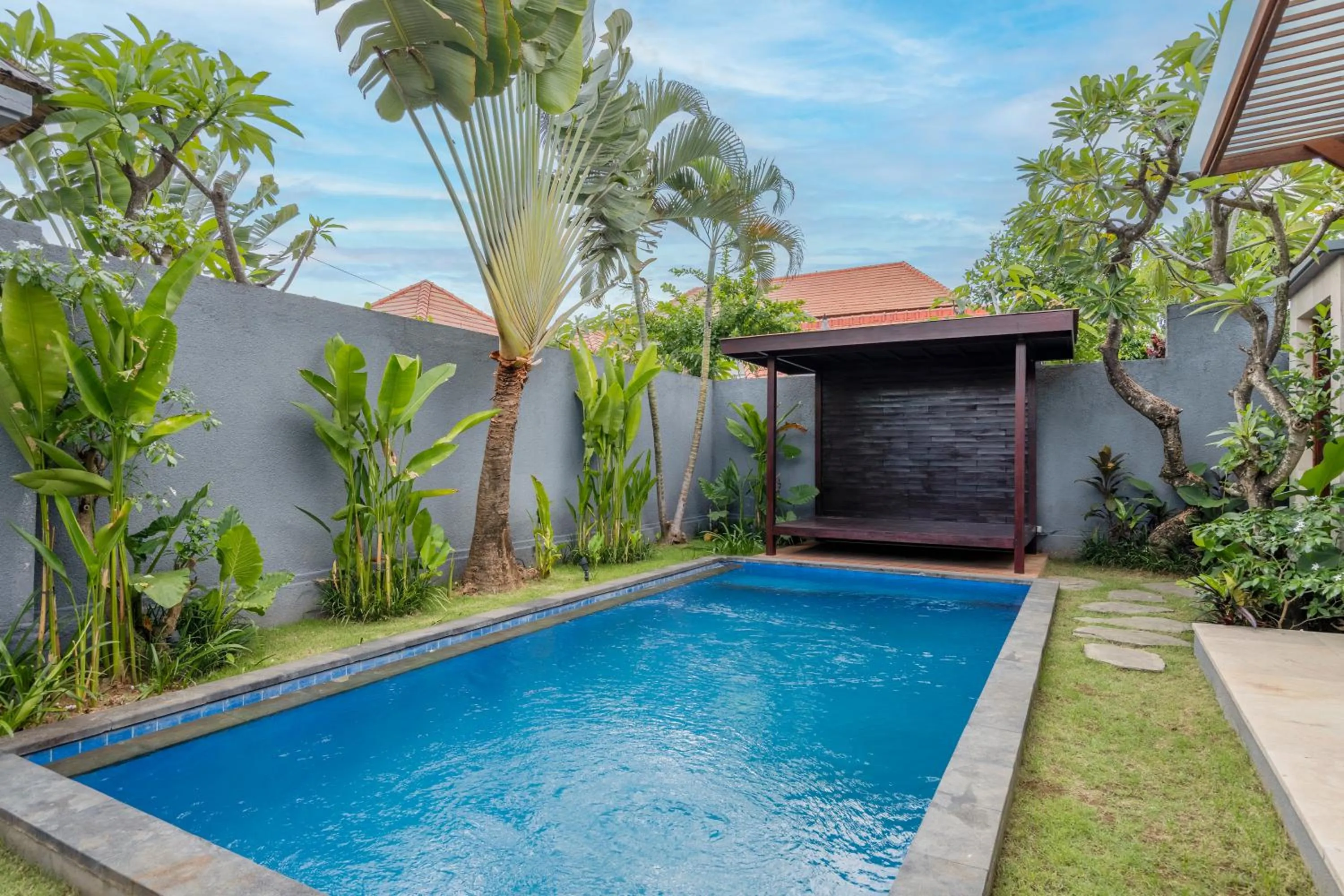 Swimming pool in Kings Villas Sanur by Moria