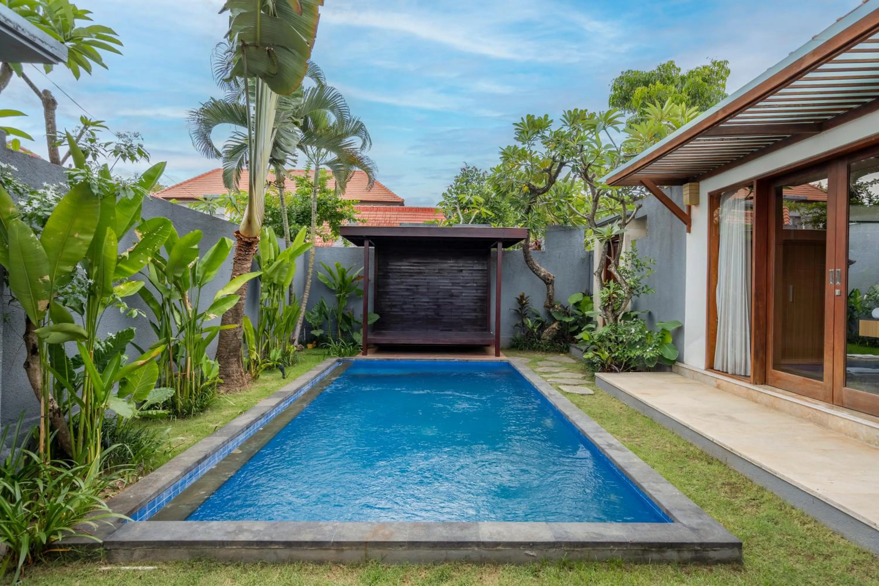 Swimming pool in Kings Villas Sanur by Moria