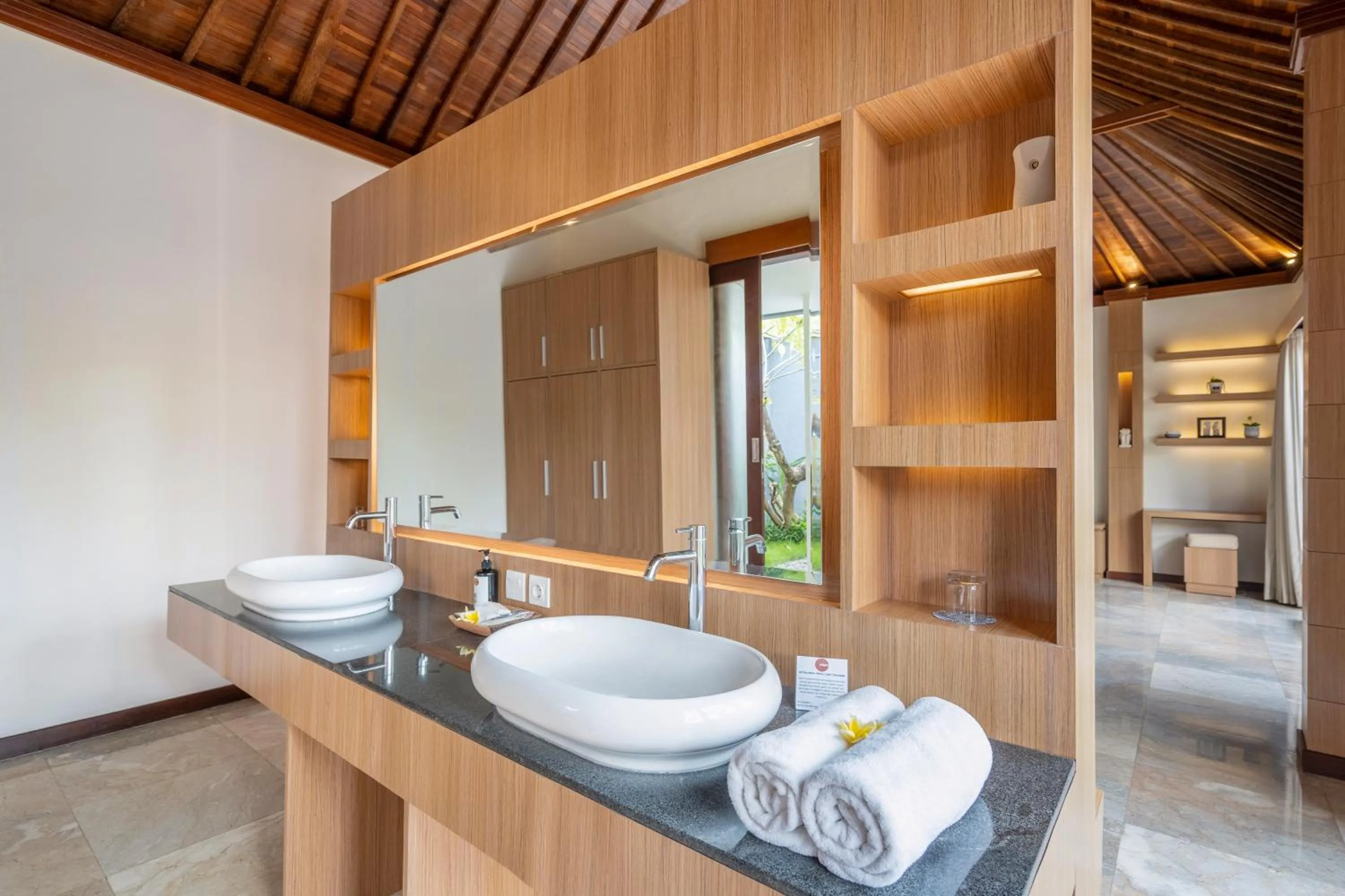 Toilet in Kings Villas Sanur by Moria