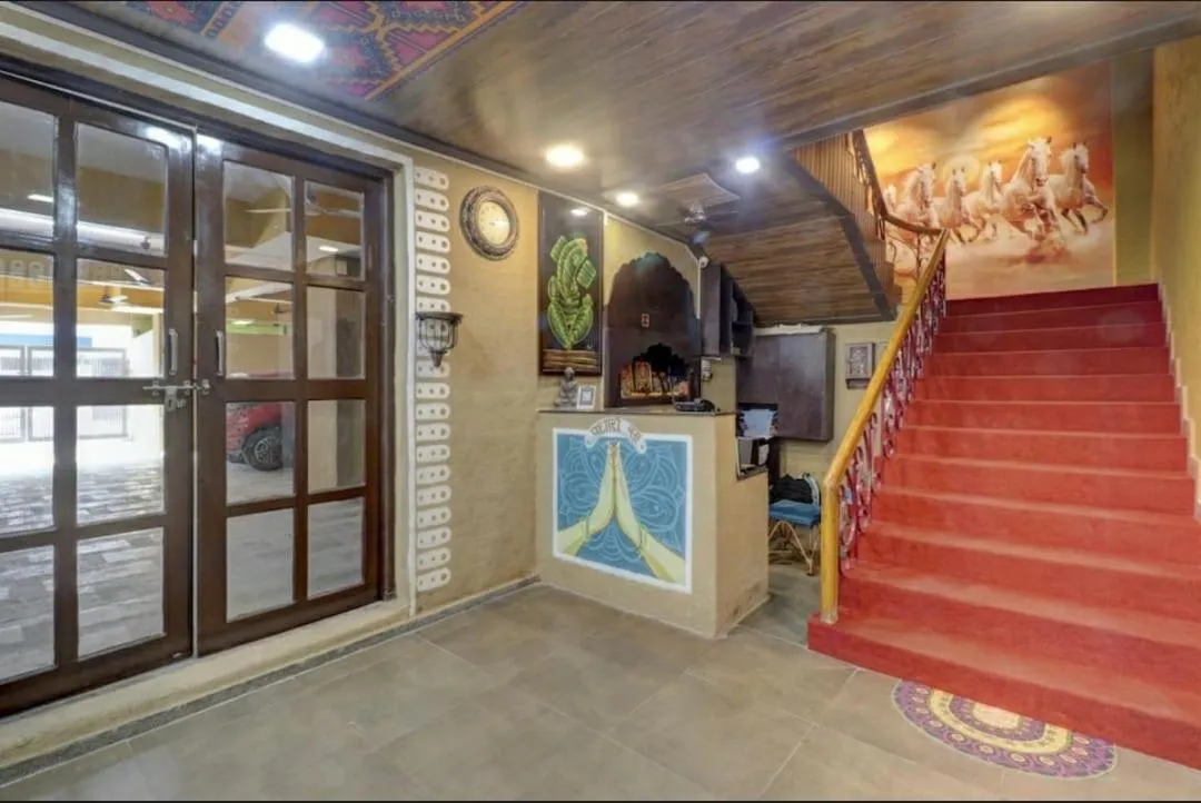 Lobby or reception in Hi hotel By Madras