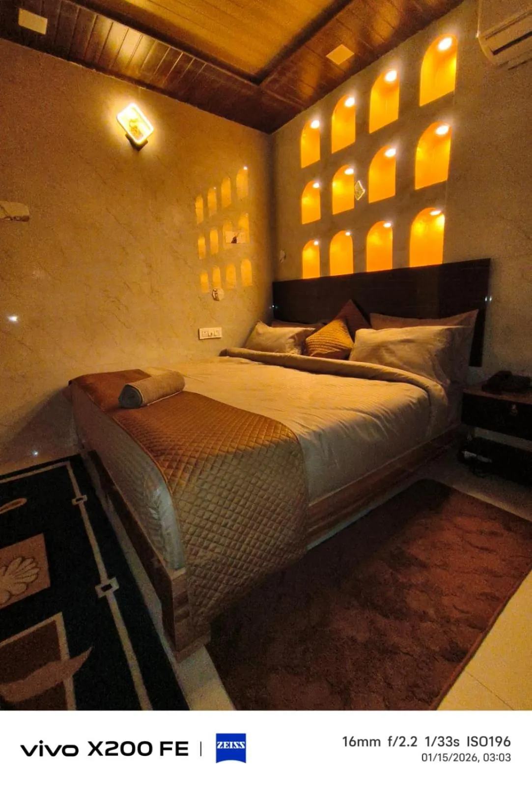 Bed in Hi hotel By Madras