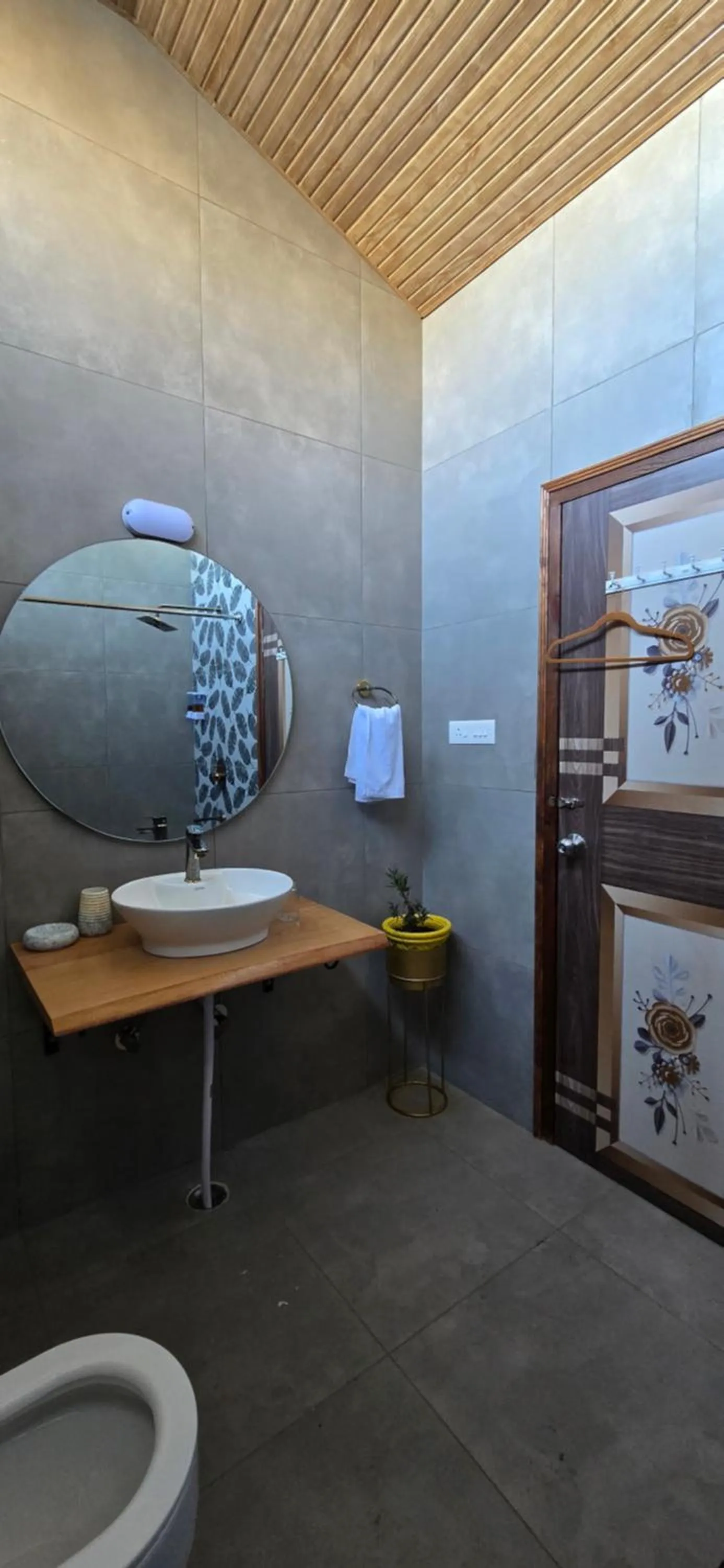 Bathroom in The Pluck- Boutique Luxury Homestay