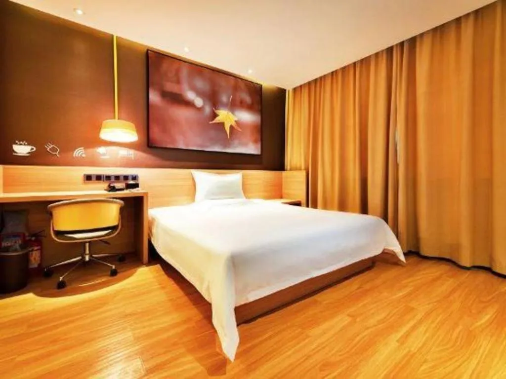 Bed in IU Hotel Beijing Yizhuang Economic Development Zone 2nd Chuangke Street