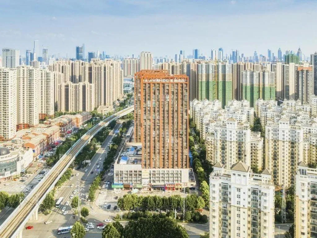 Lavande Hotel Wuhan Houhu Avenue Xingye Road