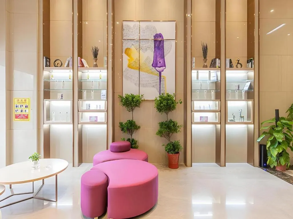 Lavande Hotel Wuhan Houhu Avenue Xingye Road