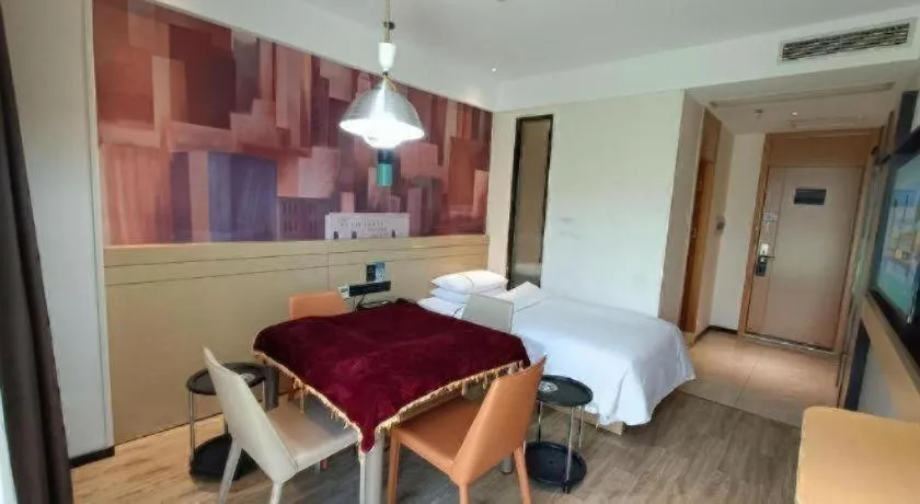 Bed in City Comfort Inn Wuhan Yuanlin Road Metro Station