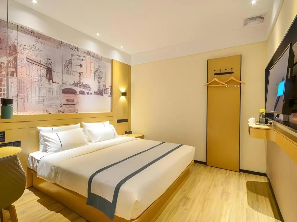 Bed in City Comfort Inn Wuhan Yuanlin Road Metro Station