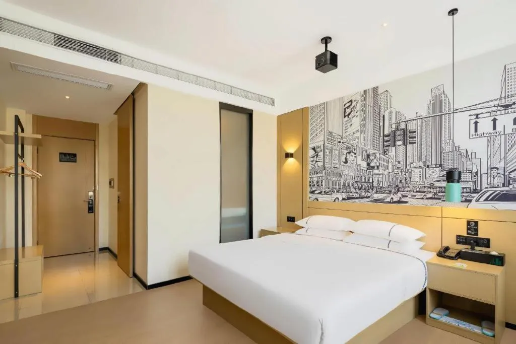 Bed in City Comfort Inn Wuhan Yuanlin Road Metro Station