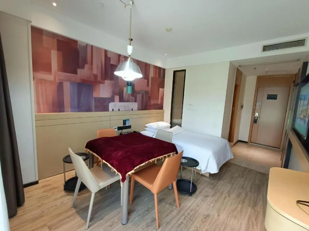 Bed in City Comfort Inn Wuhan Yuanlin Road Metro Station