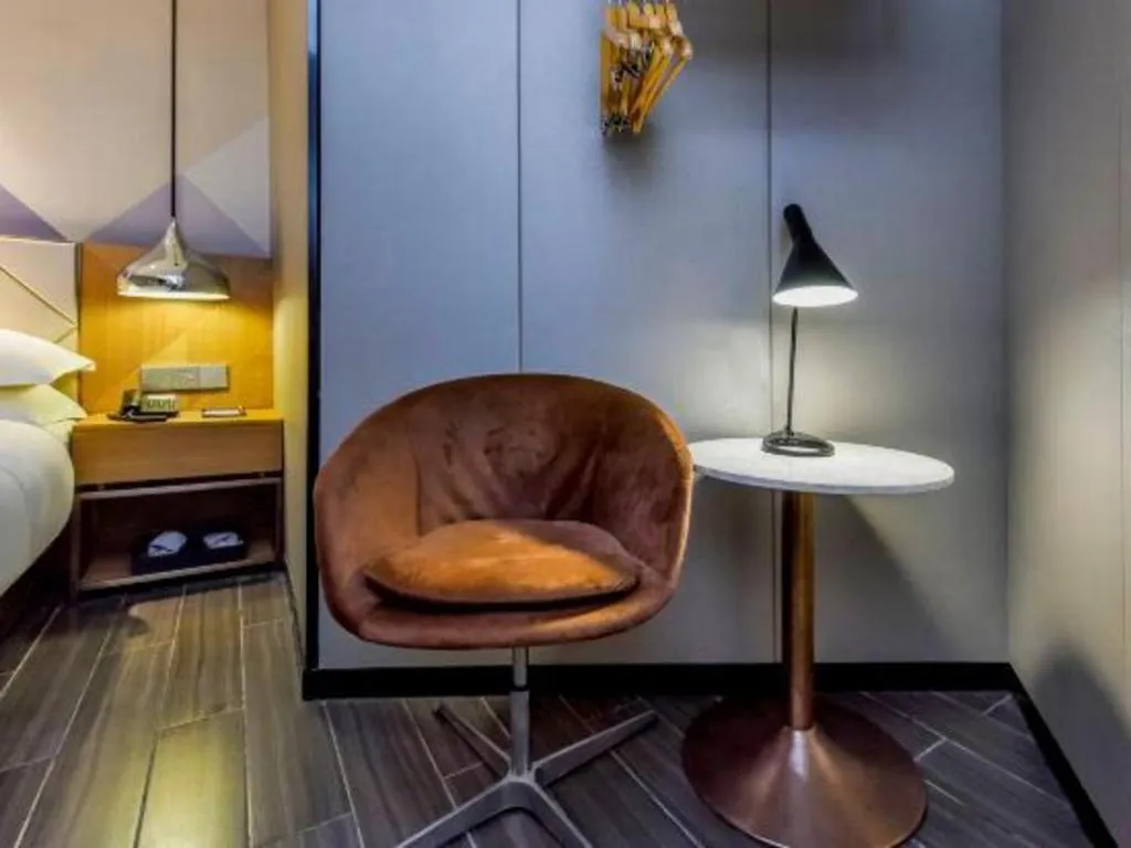 Borrman Hotel Guangzhou Quzhuang Metro Station